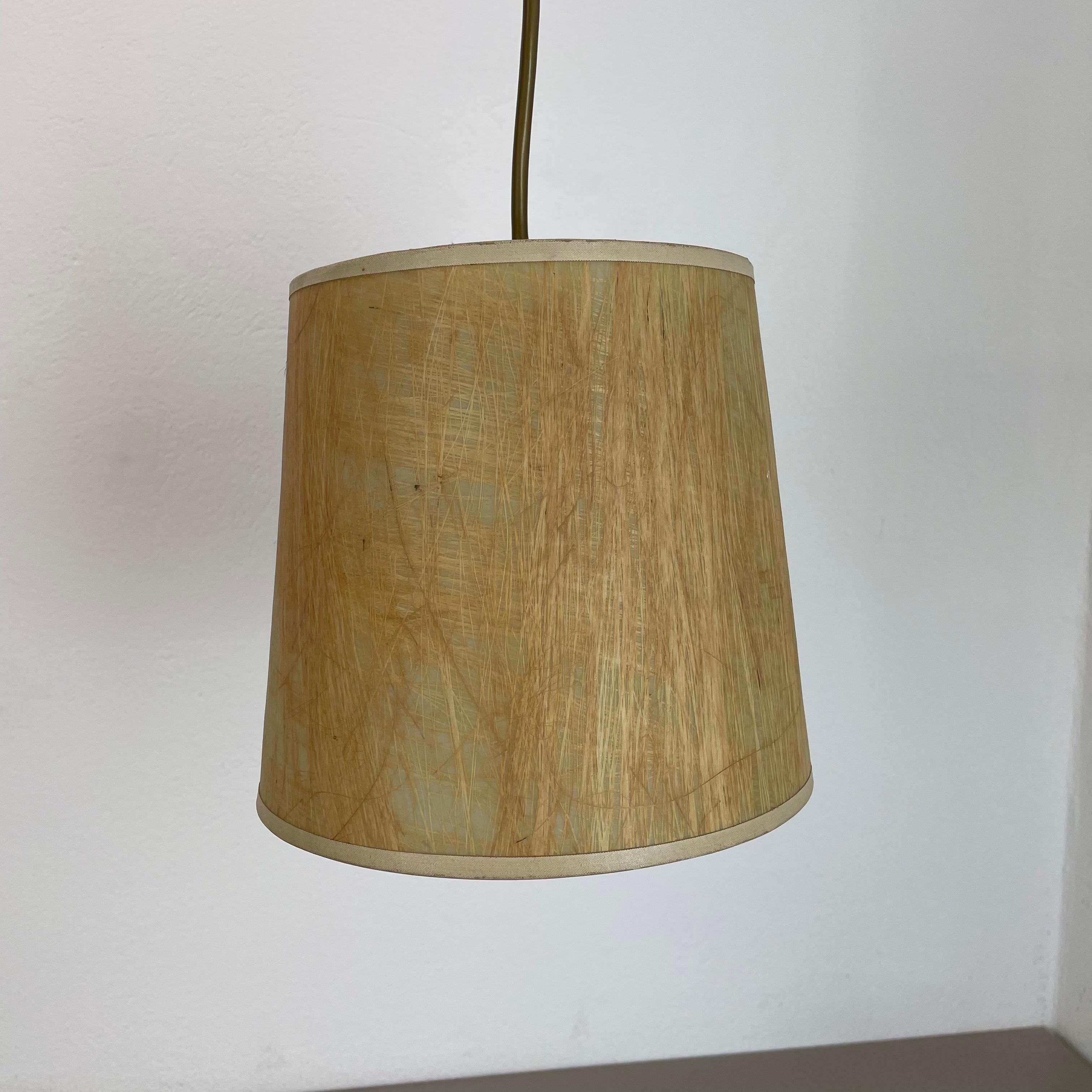 Minimalist Stilnovo Style Adjustable Counter Weight Brass Wall Light Italy 1960s In Good Condition For Sale In Kirchlengern, DE
