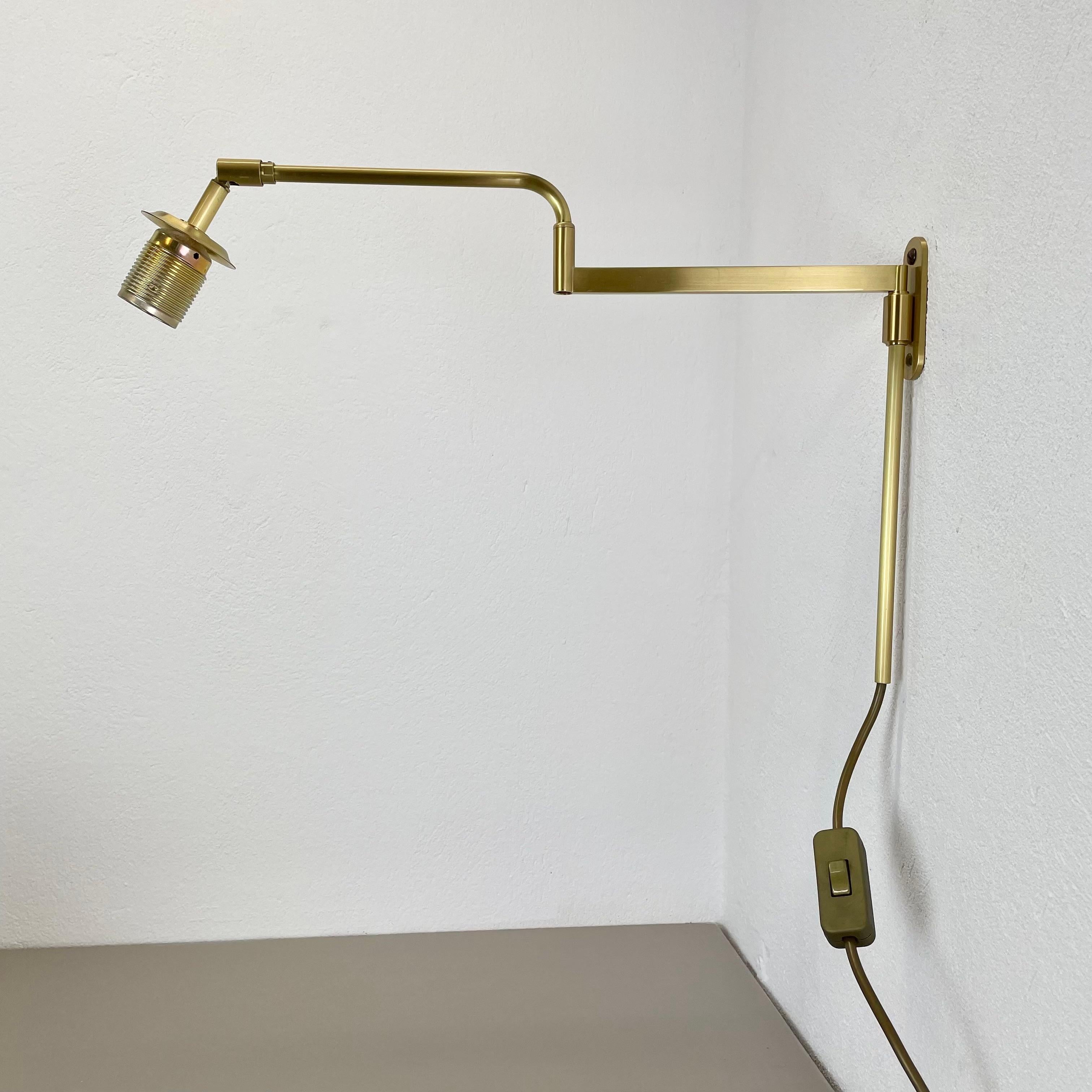 Minimalist Stilnovo Style Adjustable Swing Arm Brass Wall Light Italy 1970s For Sale 5