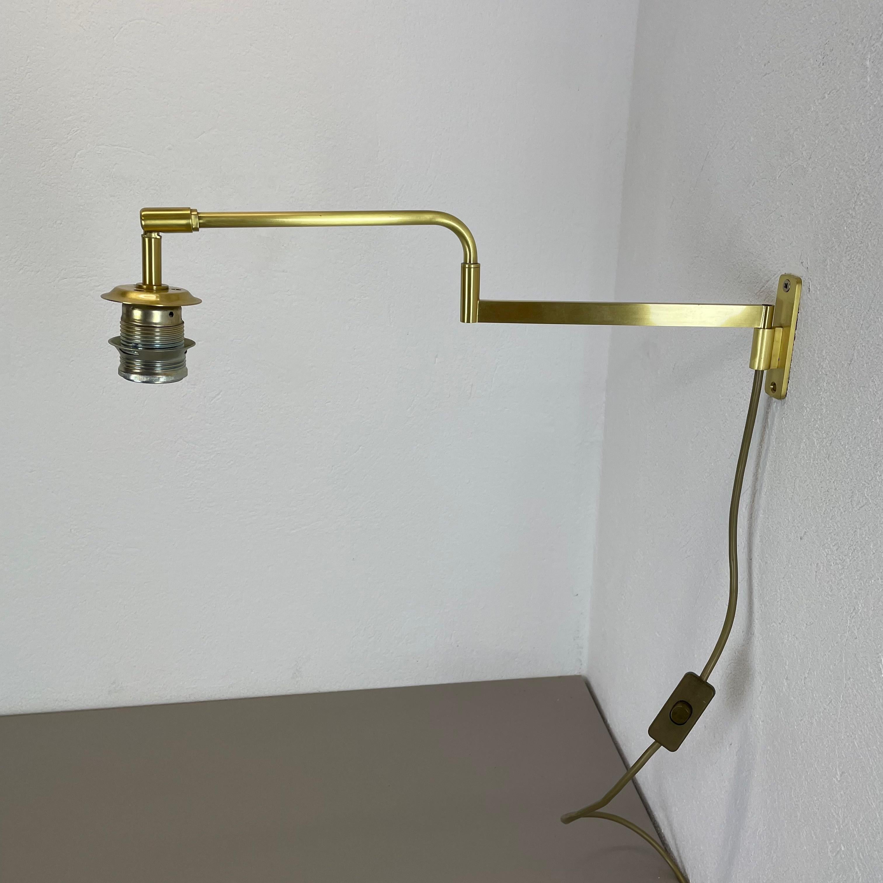 Minimalist Stilnovo Style Adjustable Swing Arm Brass Wall Light Italy 1970s For Sale 7