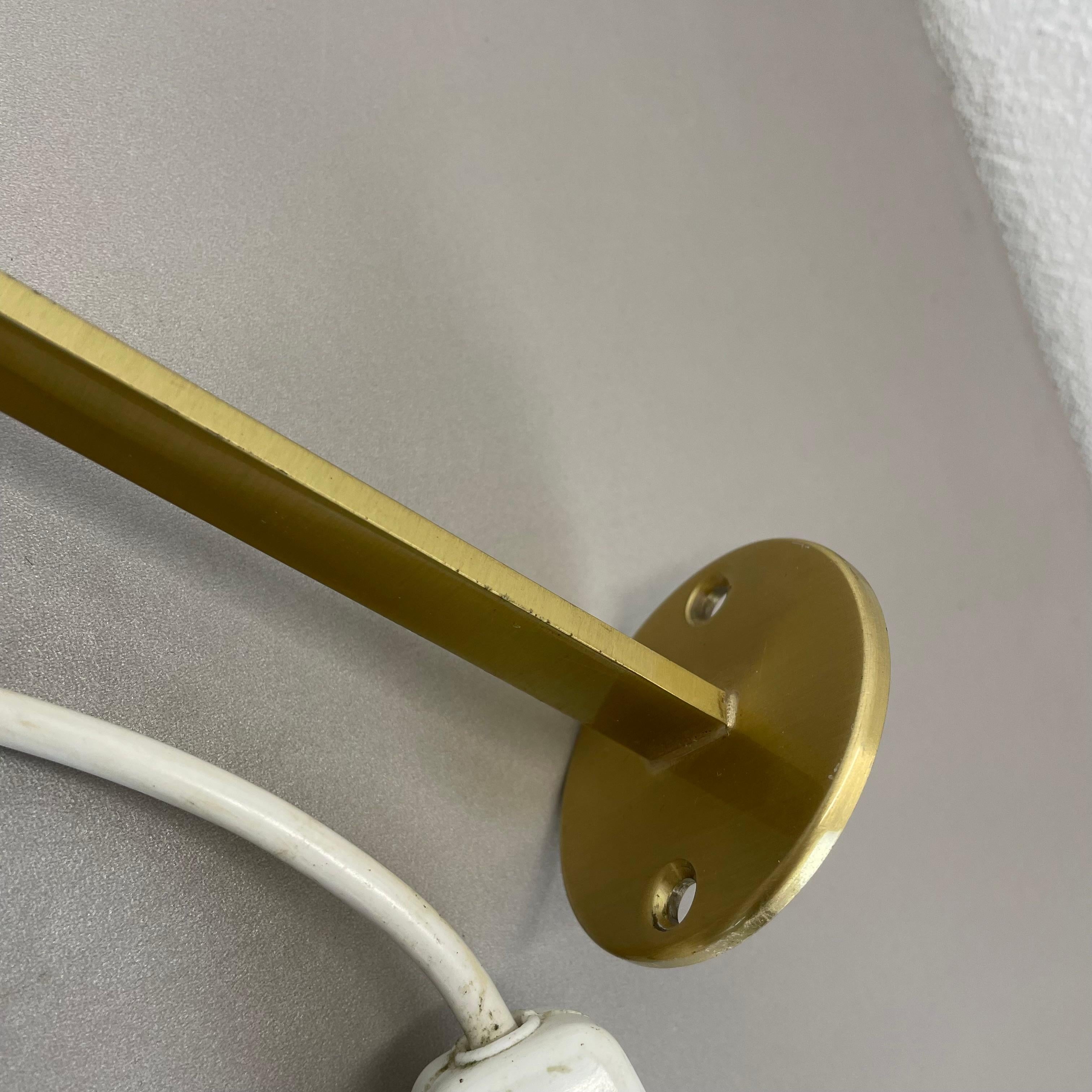 Minimalist Stilnovo Style Adjustable Swing Arm Brass Wall Light Italy 1970s For Sale 10