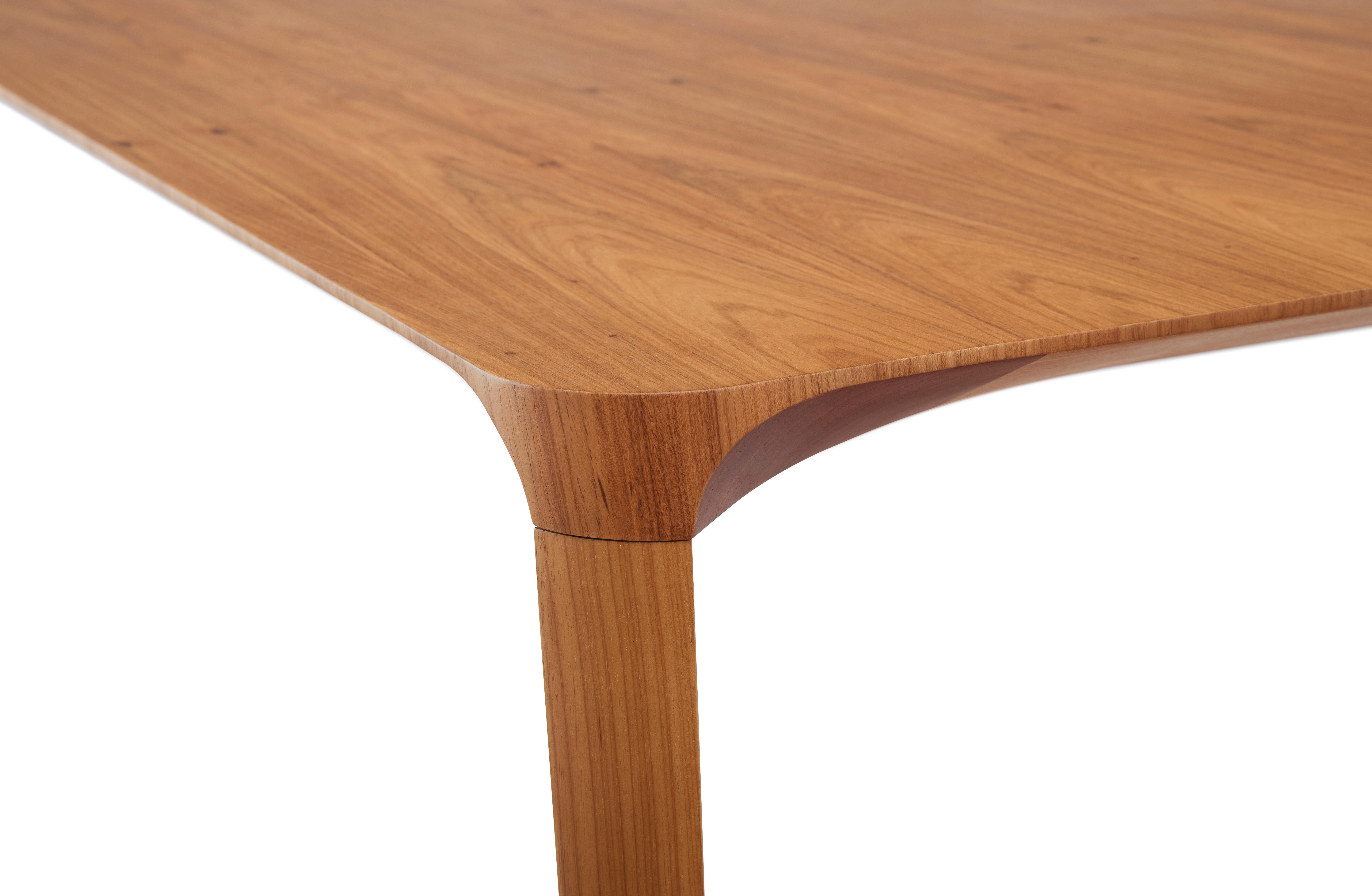 Minimalist Style, Dining Table in Natural Solid Wood Reinforced with Steel For Sale 3