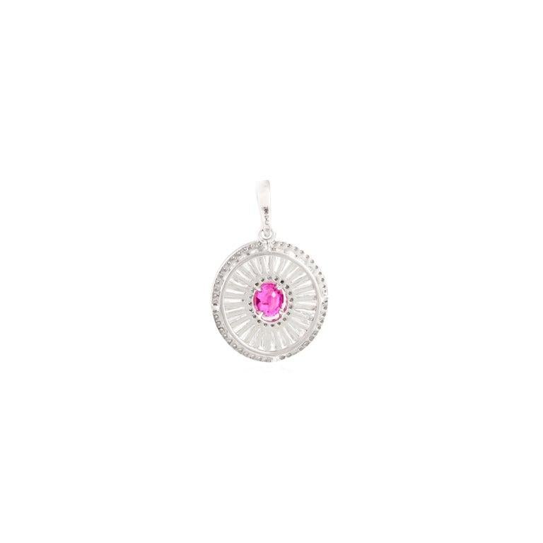 Moderniste Pendentif minimaliste en or blanc 18 carats avec halo de rubis et de diamants pour femmes en vente