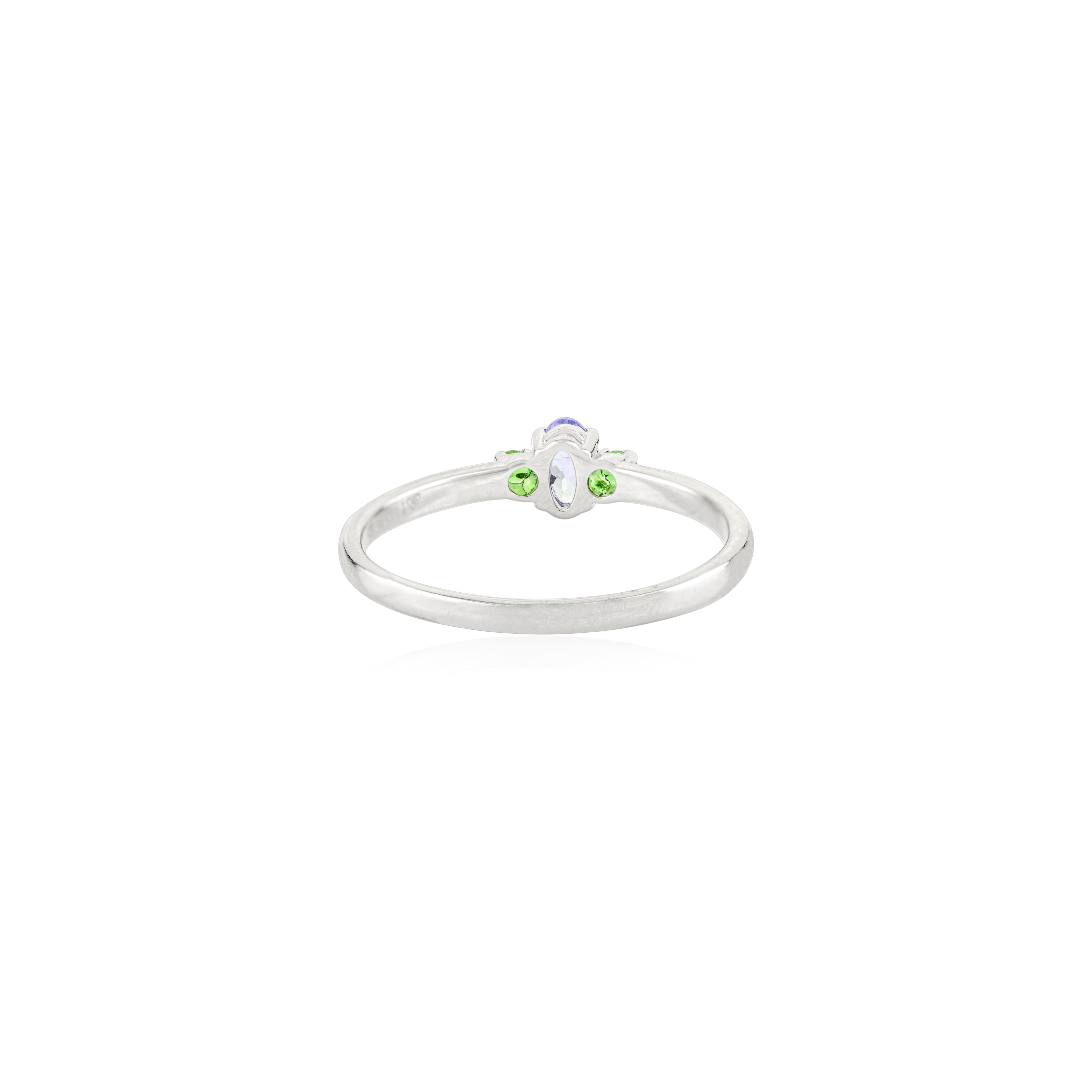 Im Angebot: Minimalistische Tansanit & Tsavorit Drei-Stein-Ring in 14k Weißgold Schmuck Geschenk () 5