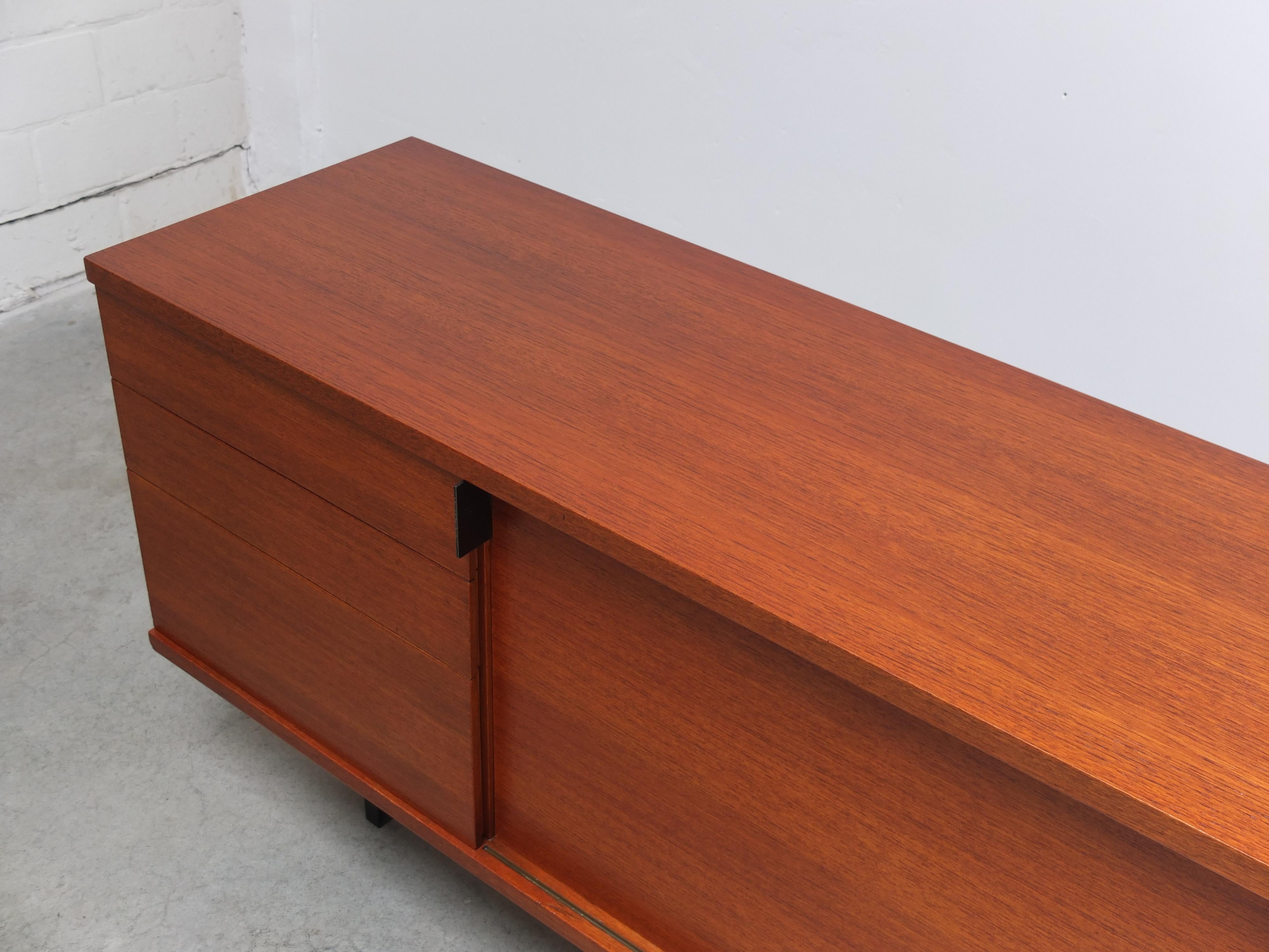 Minimalistisches Sideboard aus Teakholz von Hans Konëcke für Tecta, 1960er Jahre im Angebot 11
