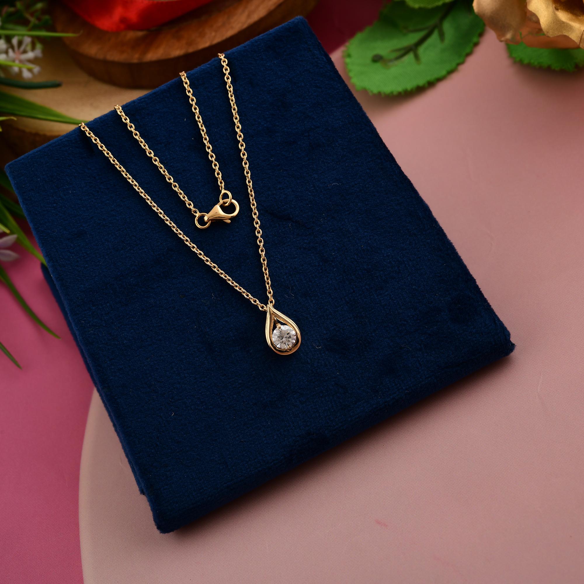 Modern Minimalist Teardrop SI Clarity & HI Color Diamond Pendant Necklace 18k Gold For Sale
