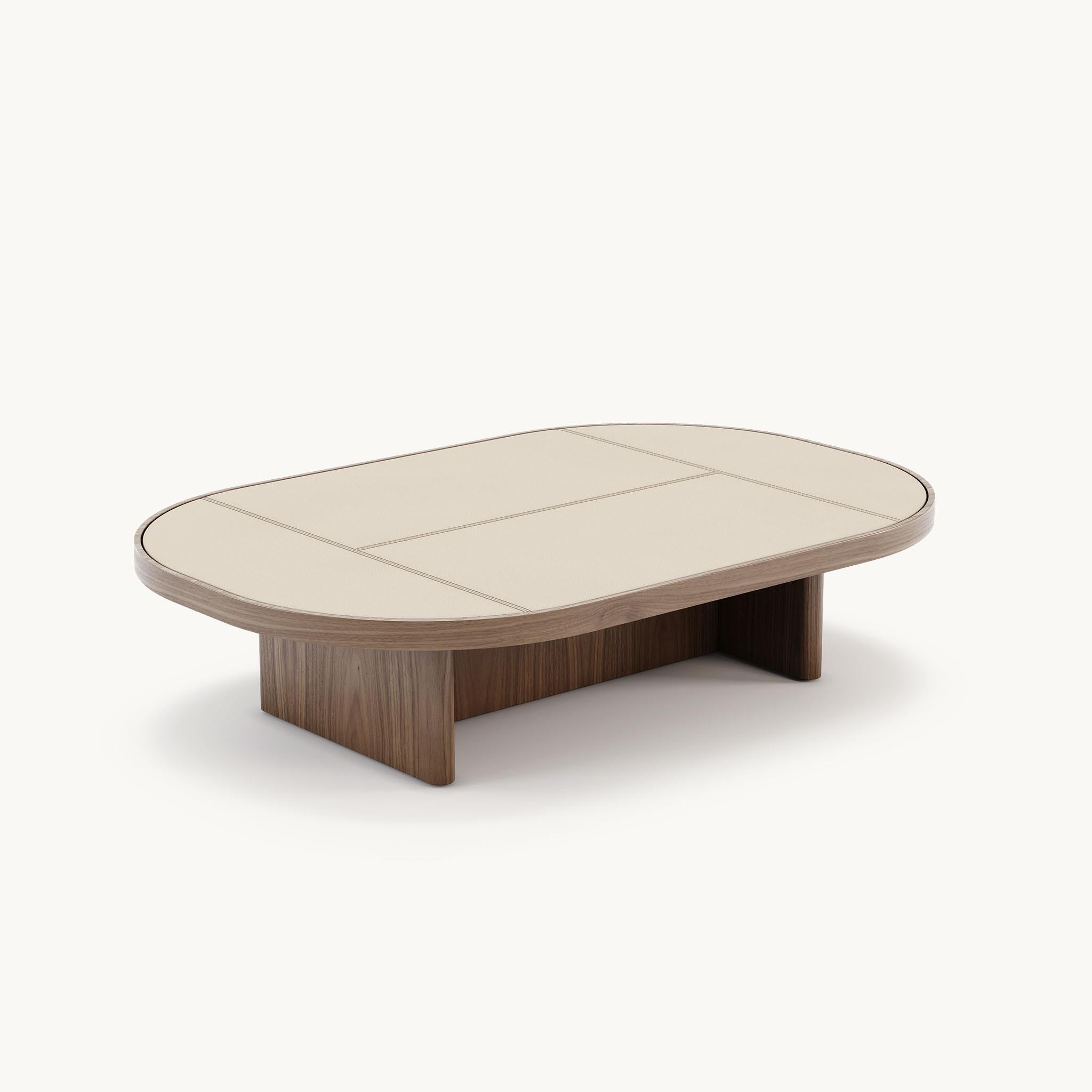Spanish Minimalist Three-Piece Table Set with Customizable Finishes For Sale