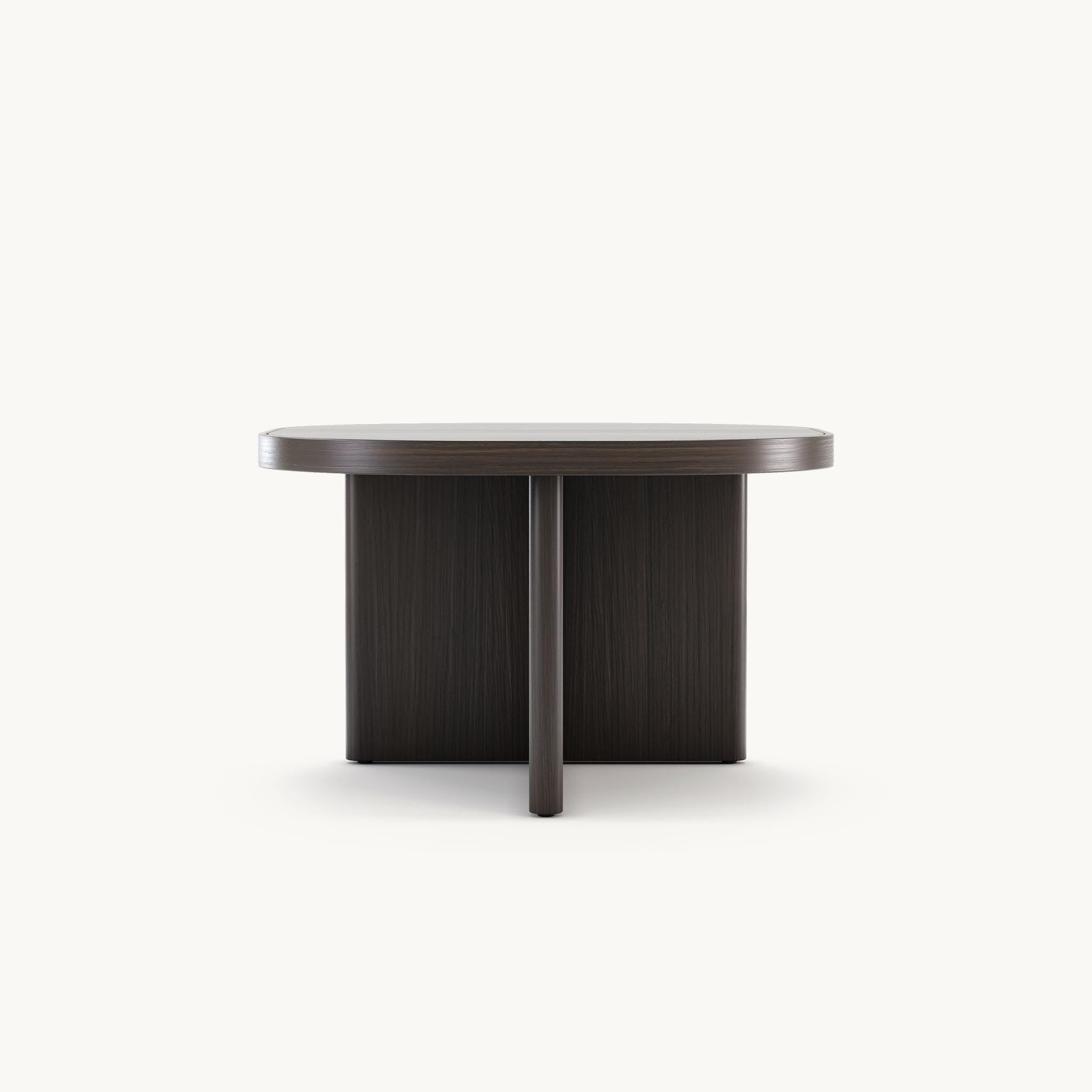 Minimalist Three-Piece Table Set with Customizable Finishes In New Condition For Sale In NEW YORK, NY