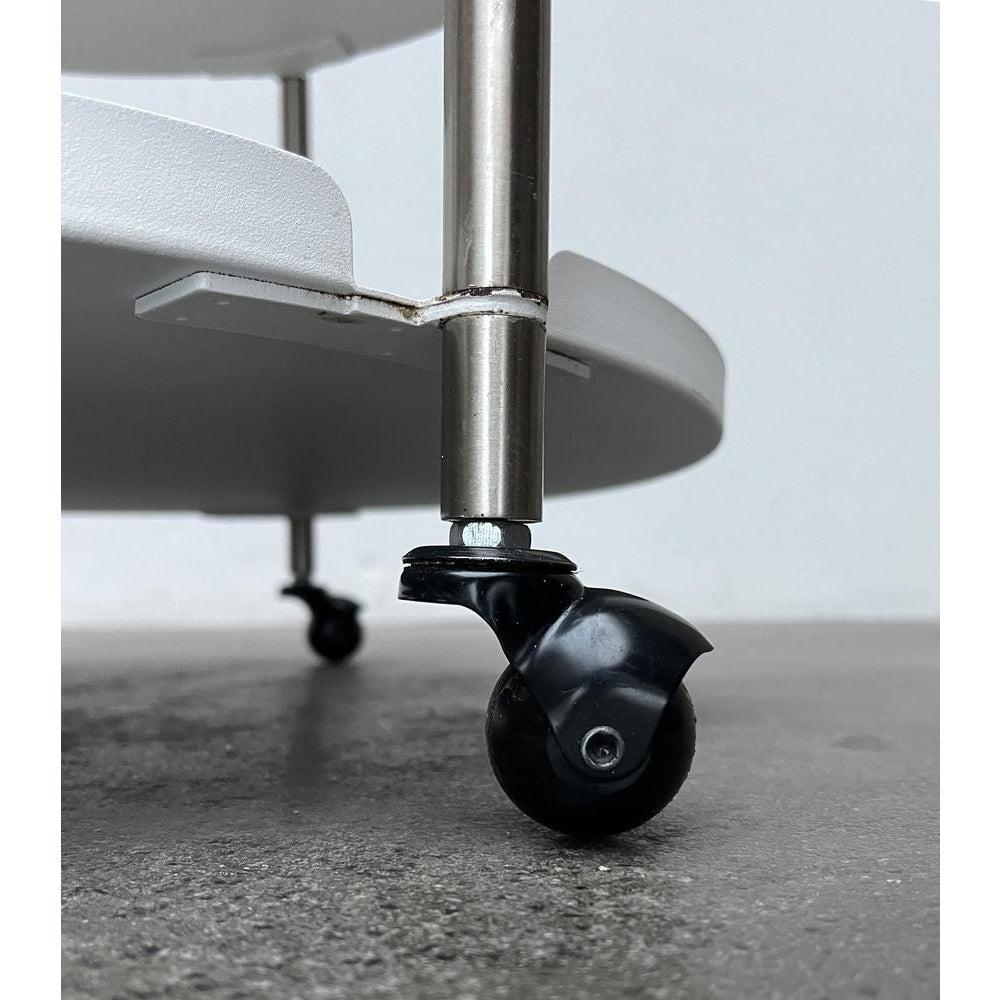 Table basse ou d'appoint minimaliste en métal avec roues de Leitmotiv en vente 4