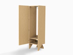 ALFAMA – Minimalist Functional Wardrobe in Oak Wood