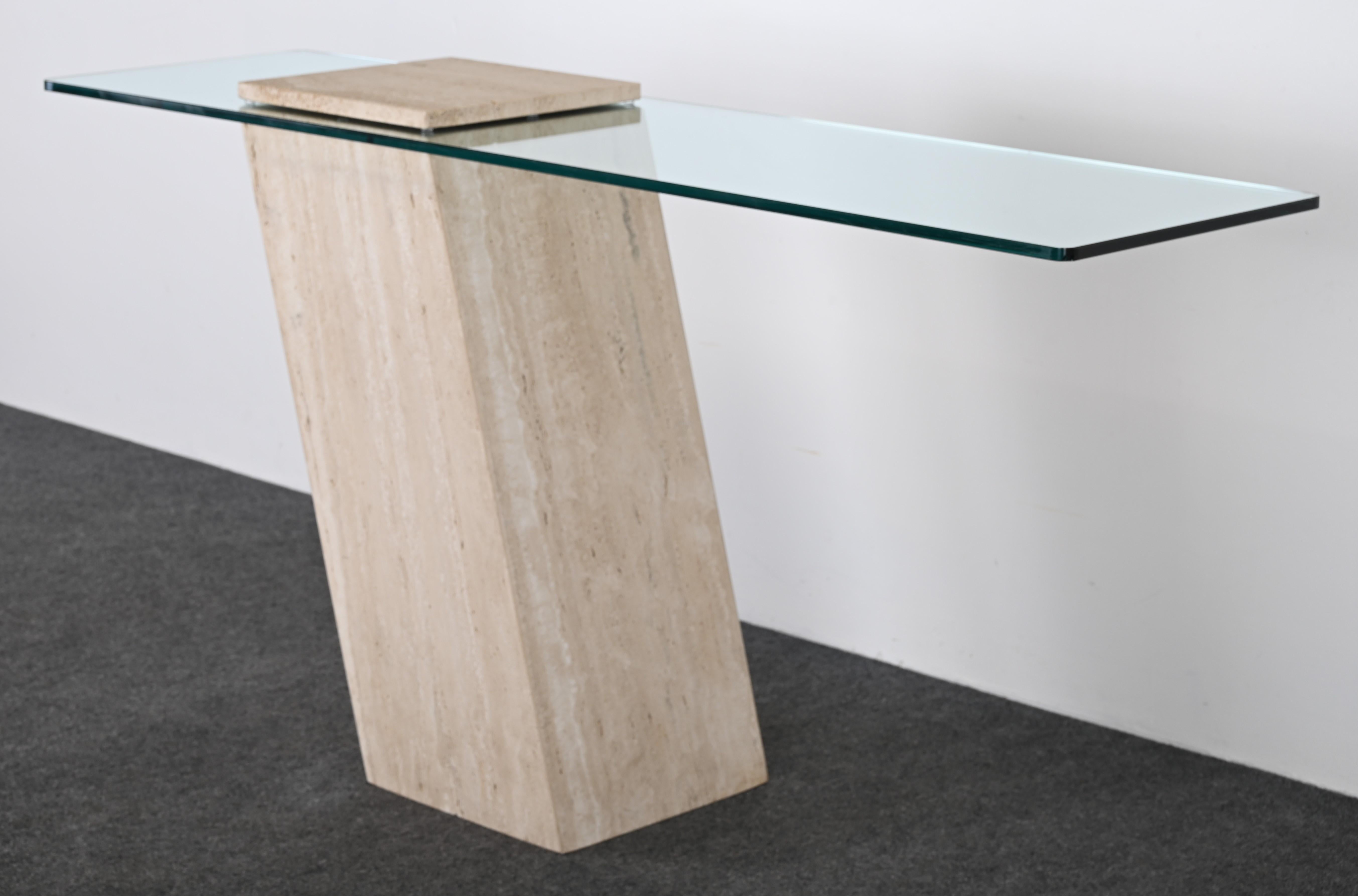 Minimalist Travertine Console Table by Stone International, 1980s In Good Condition In Hamburg, PA
