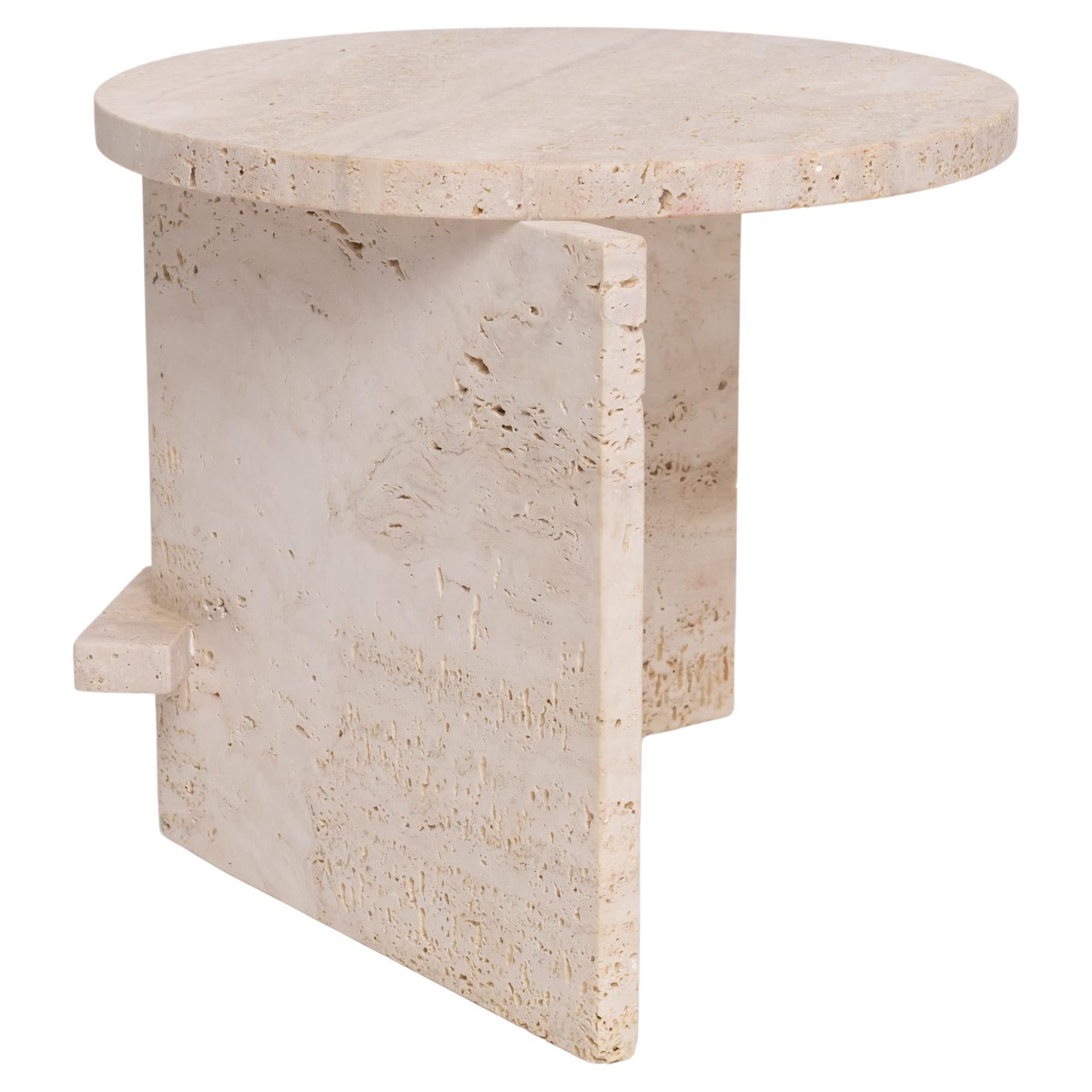 Mesa baja minimalista de piedra travertino -Diseño único y moderno para interior/exterior