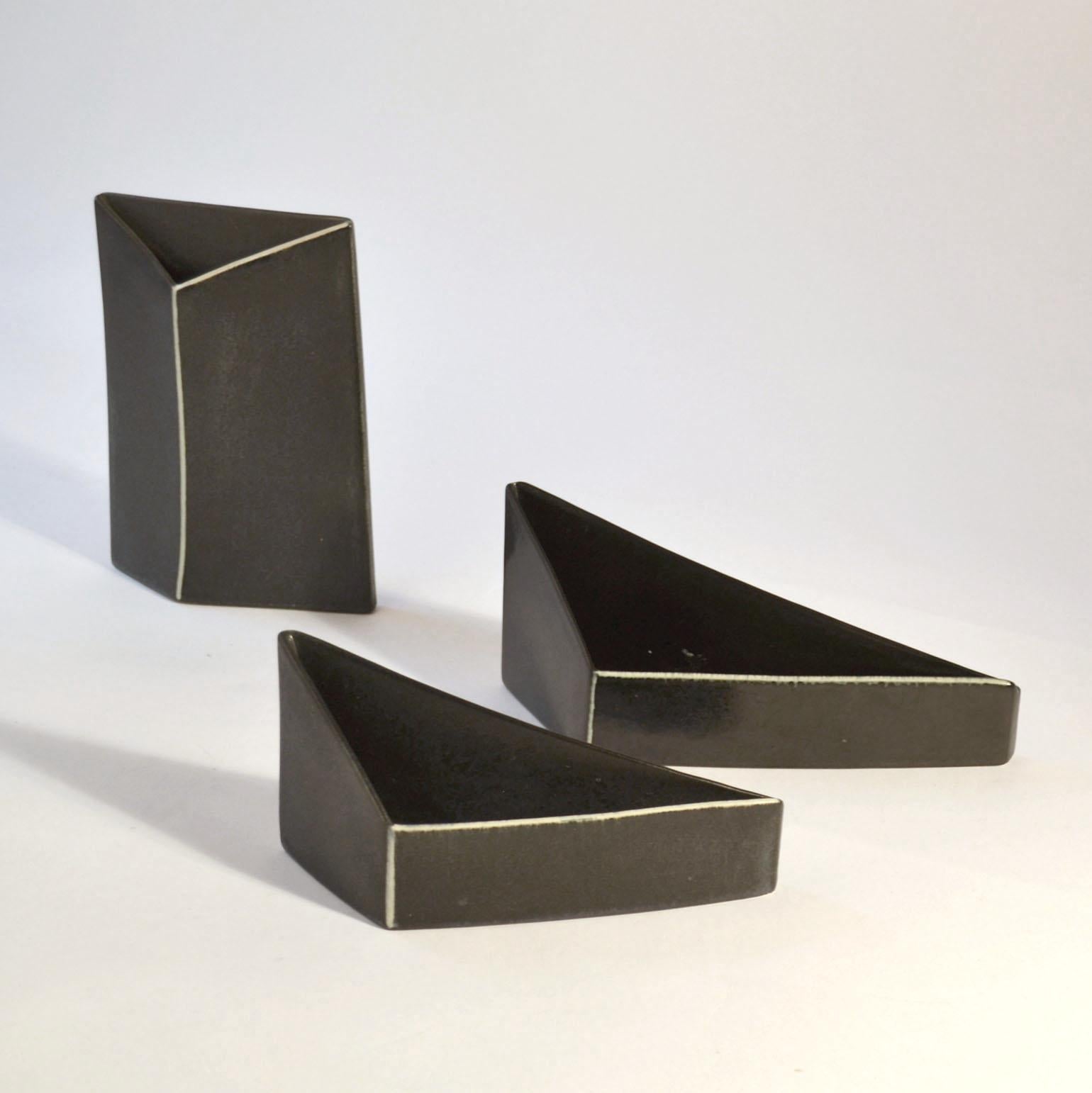 Late 20th Century Minimalist Triangular Black and White Ceramic Bowls and Vases For Sale