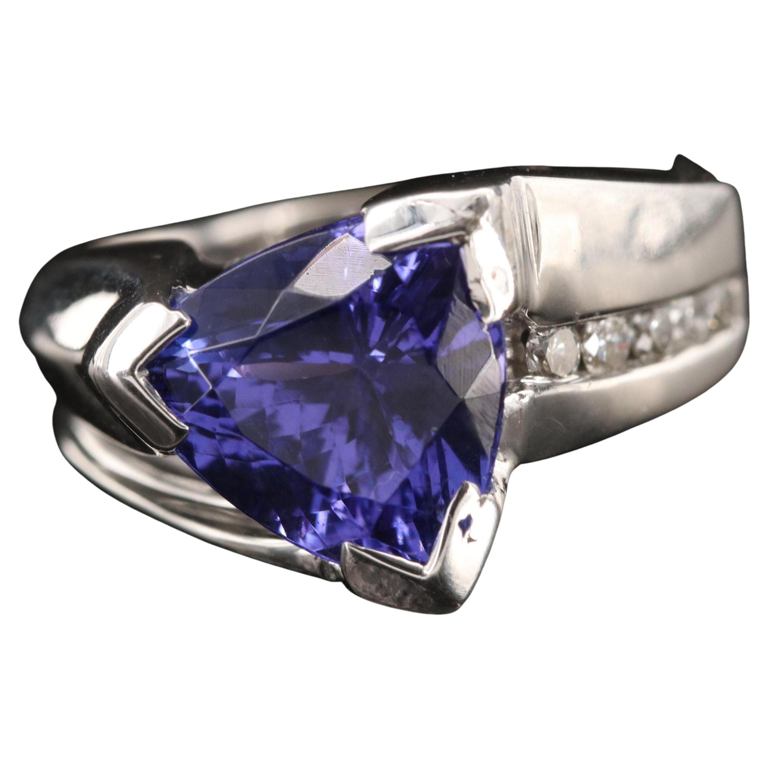 Platinum Trillion Cut Diamond Engagement Ring For Sale at 1stDibs