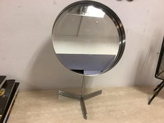 Miroir de courtoisie minimaliste en trépied par Durlston Designs Ltd.