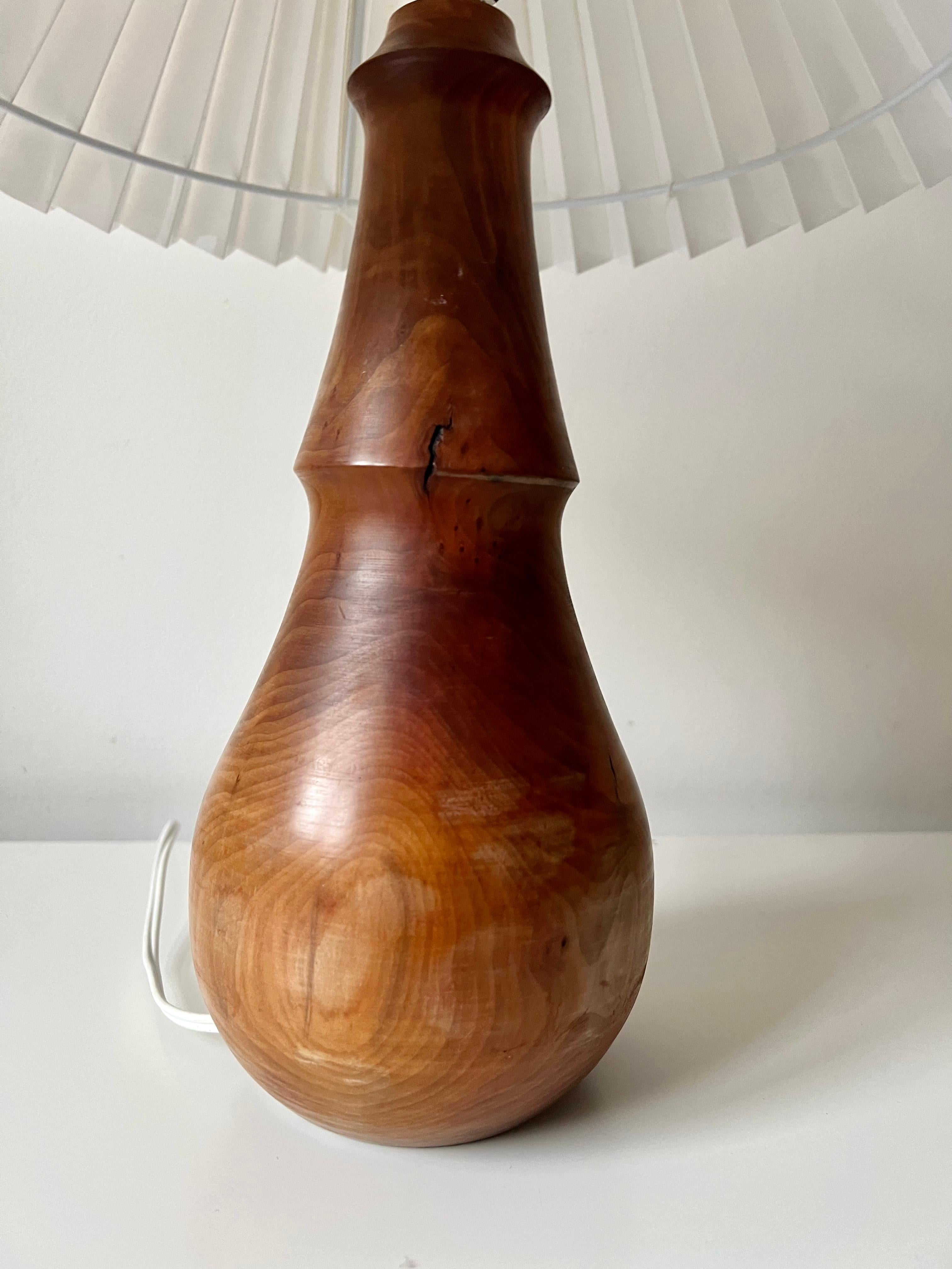 Minimalist turned wood table lamp with linen pleated shade 6