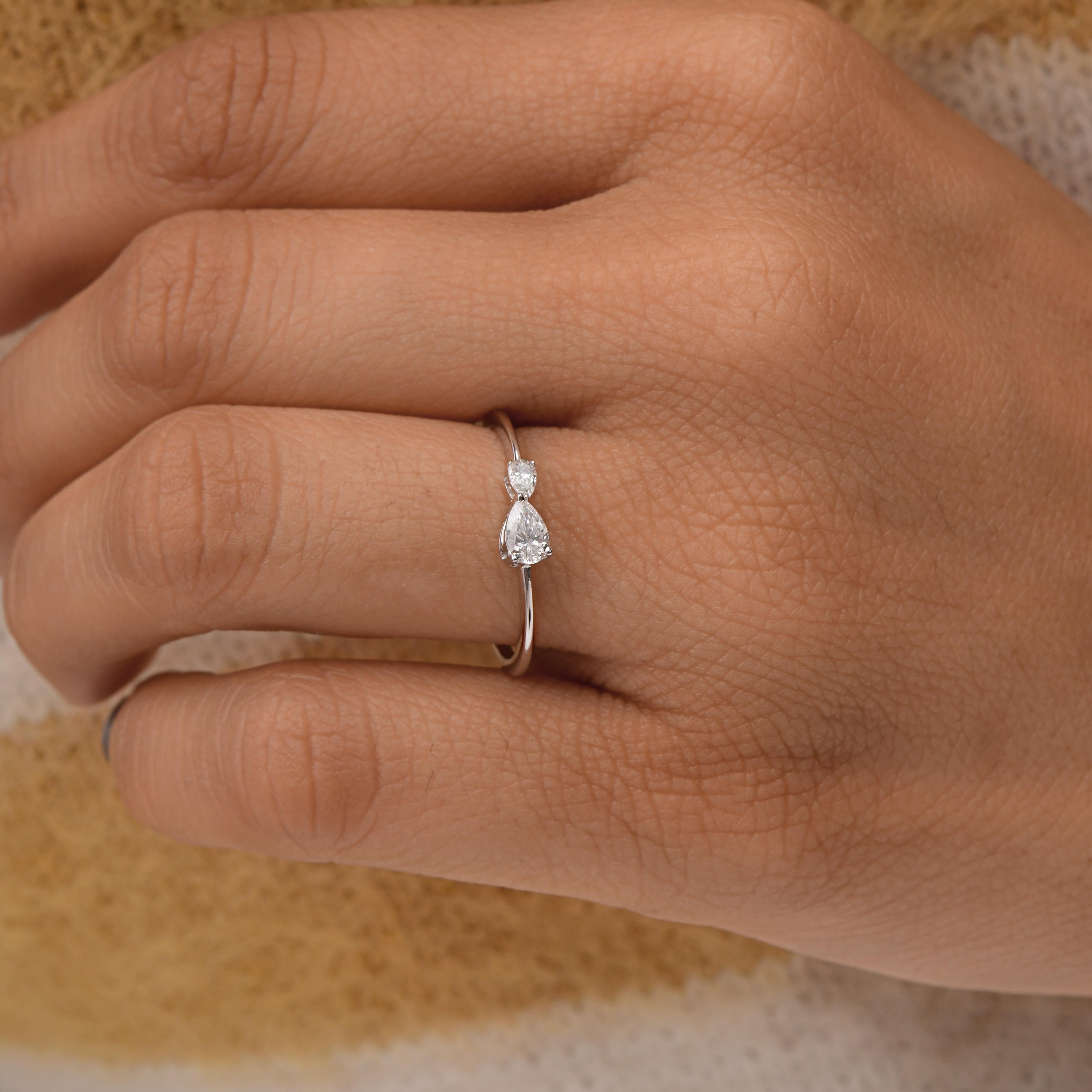 En vente :  Bague empilable à deux pierres en or blanc 18k avec diamant de couleur HI et pureté SI 7