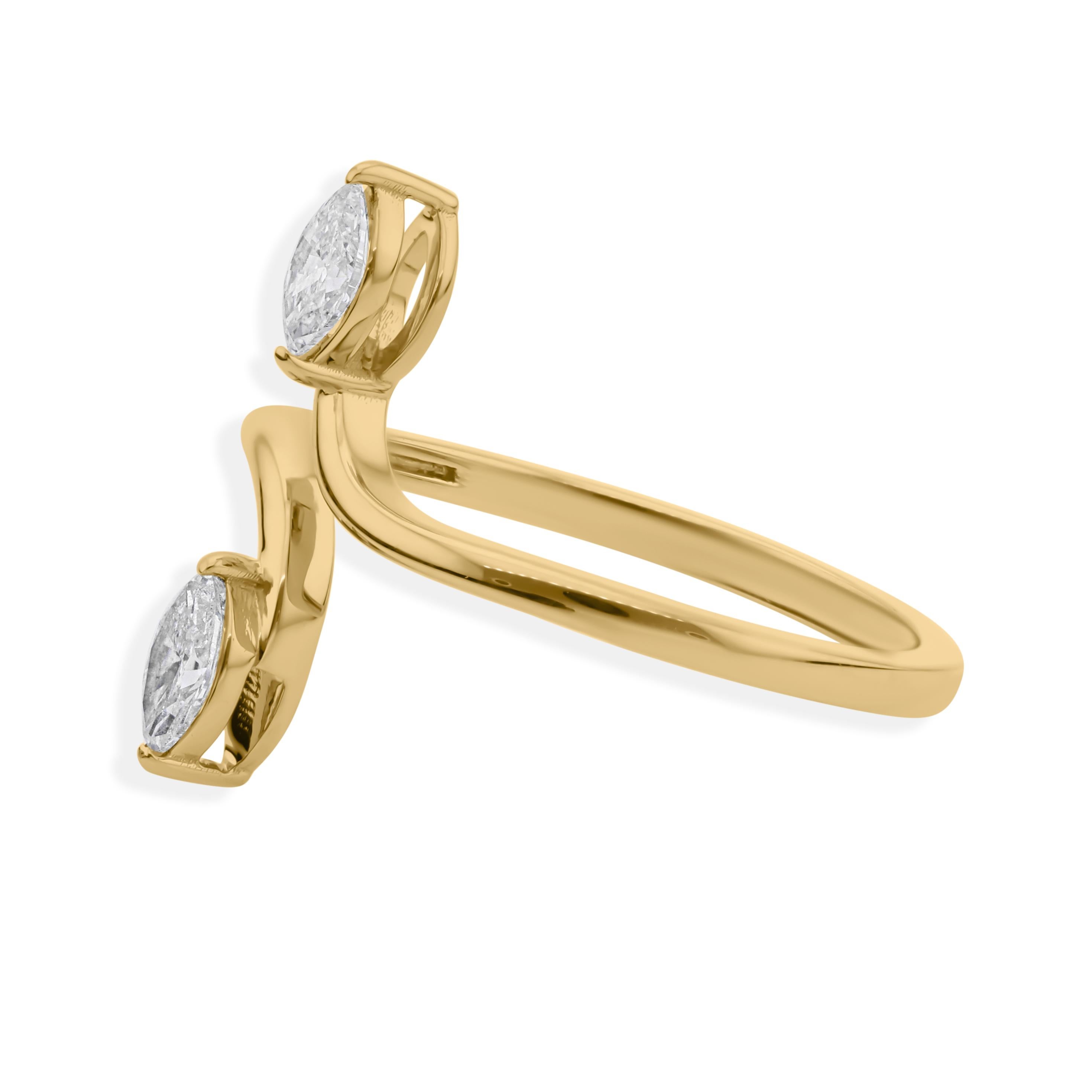 En vente :  Bague minimaliste en or jaune 18 carats pour femmes avec deux pierres en diamant SI/HI 8