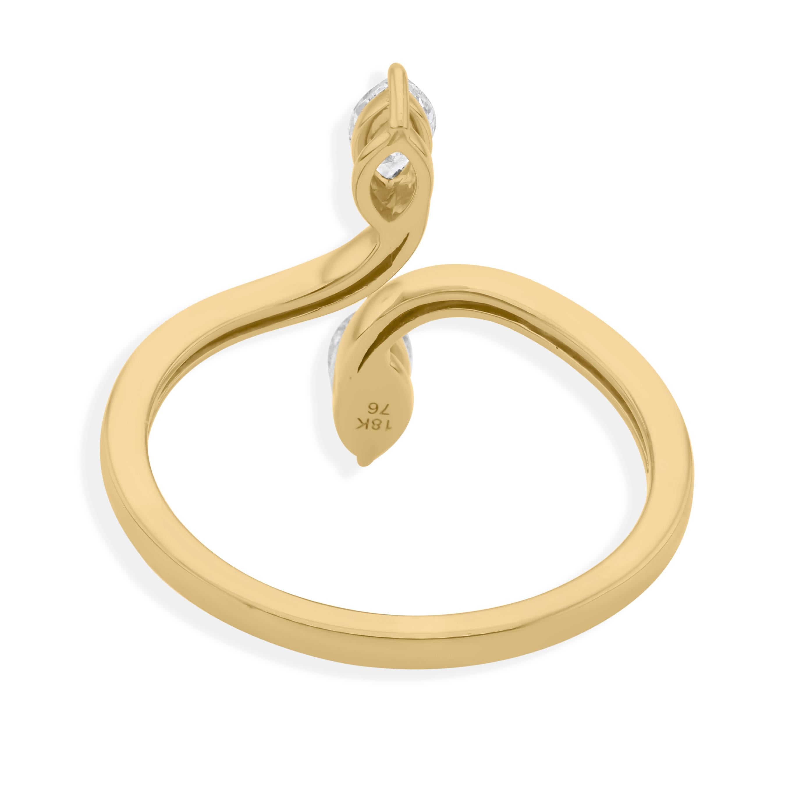 En vente :  Bague minimaliste en or jaune 18 carats pour femmes avec deux pierres en diamant SI/HI 9