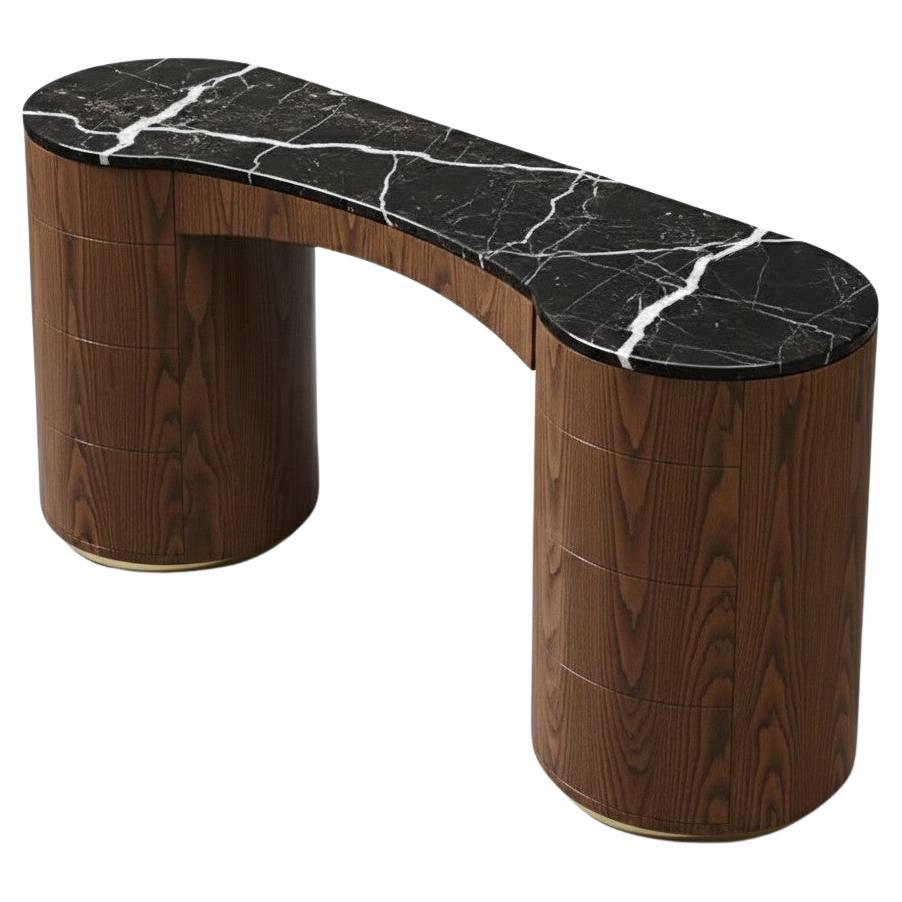 New And Custom Desks