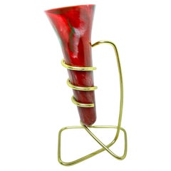 Vaso minimalista in ottone e bachelite, decorazione da tavolo moderna di metà secolo, anni '50