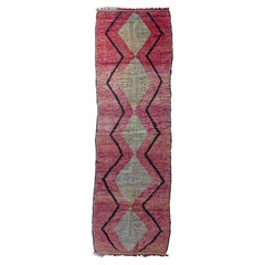 Tapis de course minimaliste vintage berbère marocain Rehamna curated by Breuckelen Berber