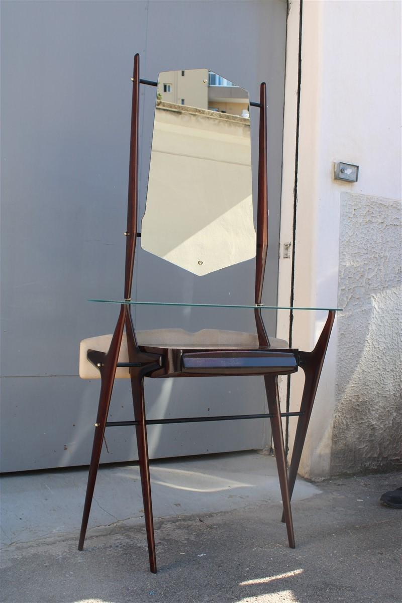 Minimalist Vittorio Dassi Milano mid-century Italian console wood mirror brass.