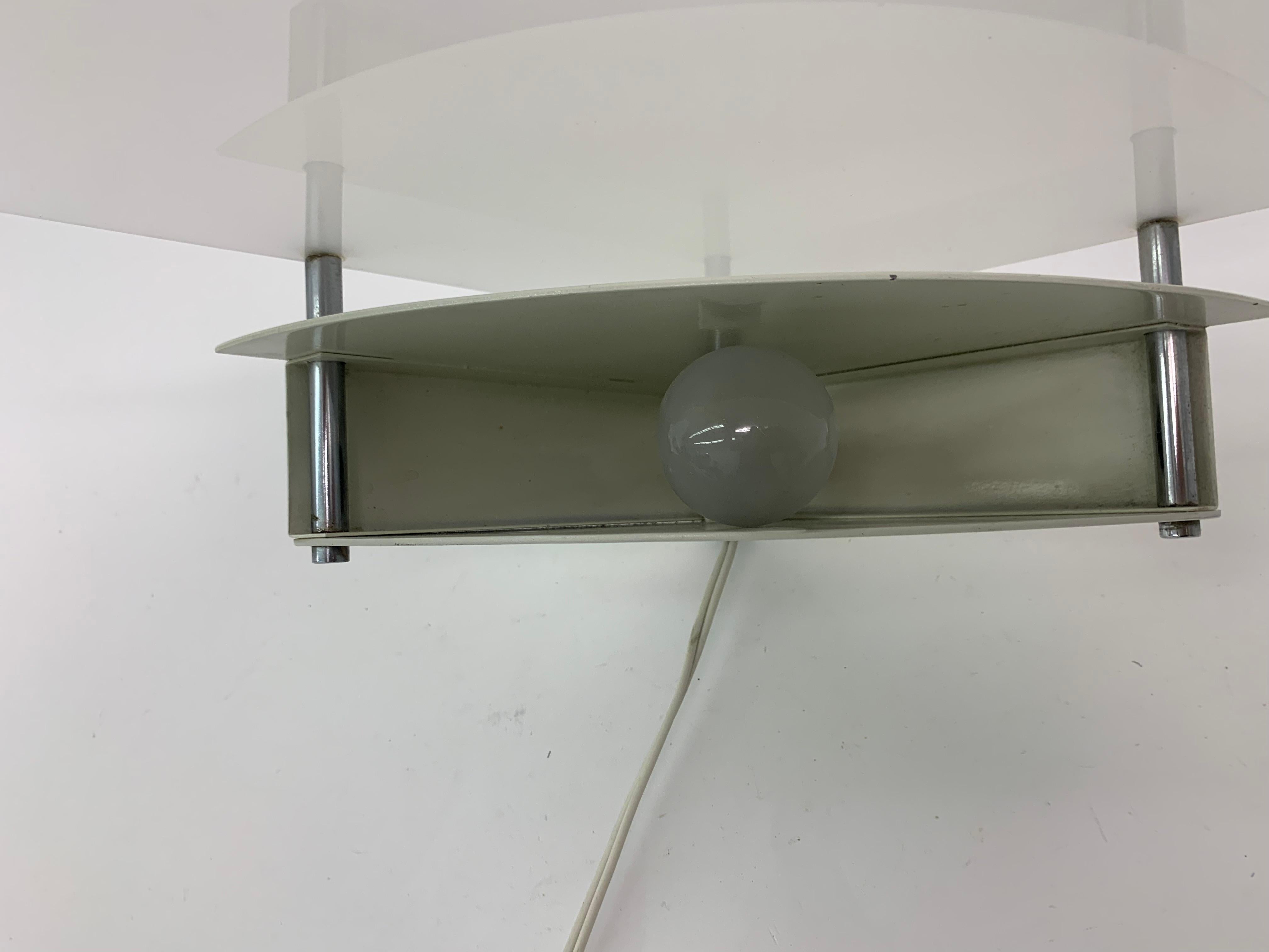 Minimalist Wall / Table Lamp, 1970s In Good Condition For Sale In Delft, NL