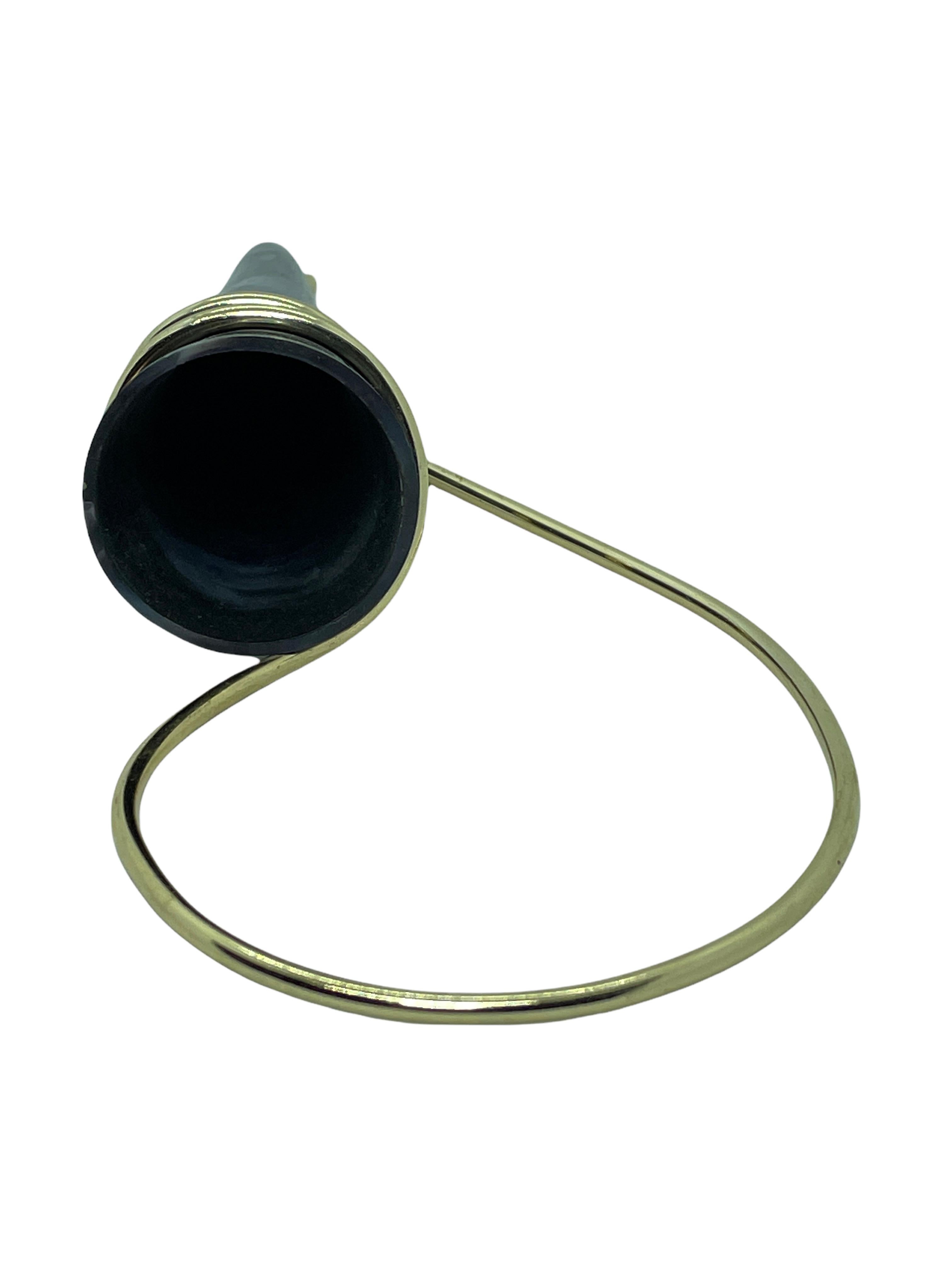 Minimalistische Wandvase aus Messing und Bakelit, Mid-Century Modern-Wanddekoration, 1950er Jahre im Zustand „Gut“ im Angebot in Nuernberg, DE