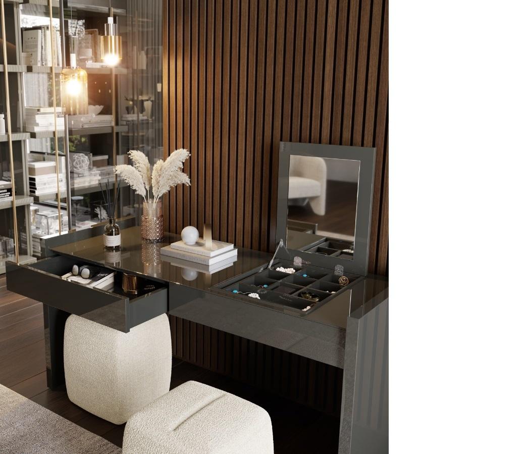 Minimalist Walnut Dressing Table/Desk with Matte Finish For Sale 1