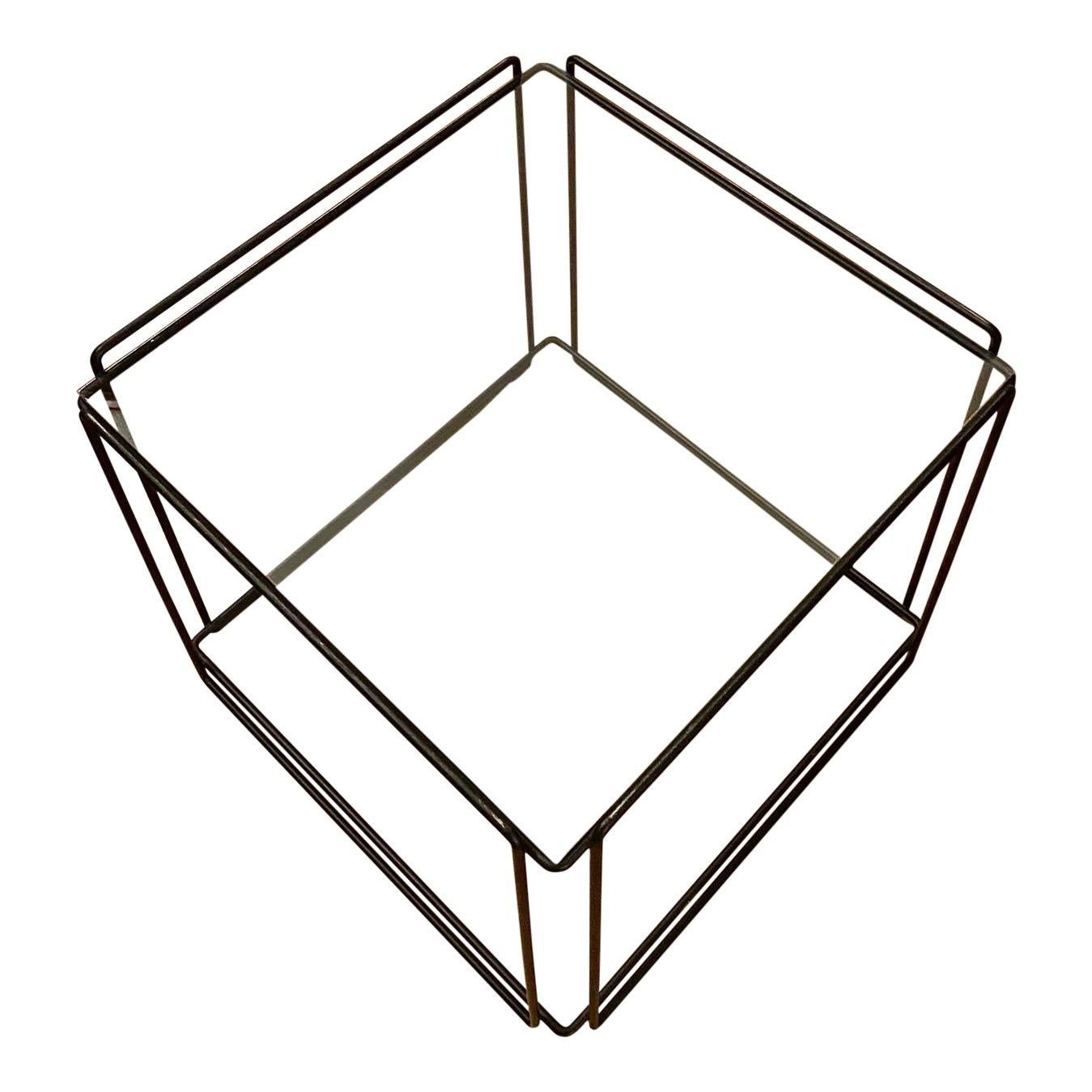 Metal Cube End Table by Max Suaze for Attro (France) In Good Condition For Sale In Round Top, TX