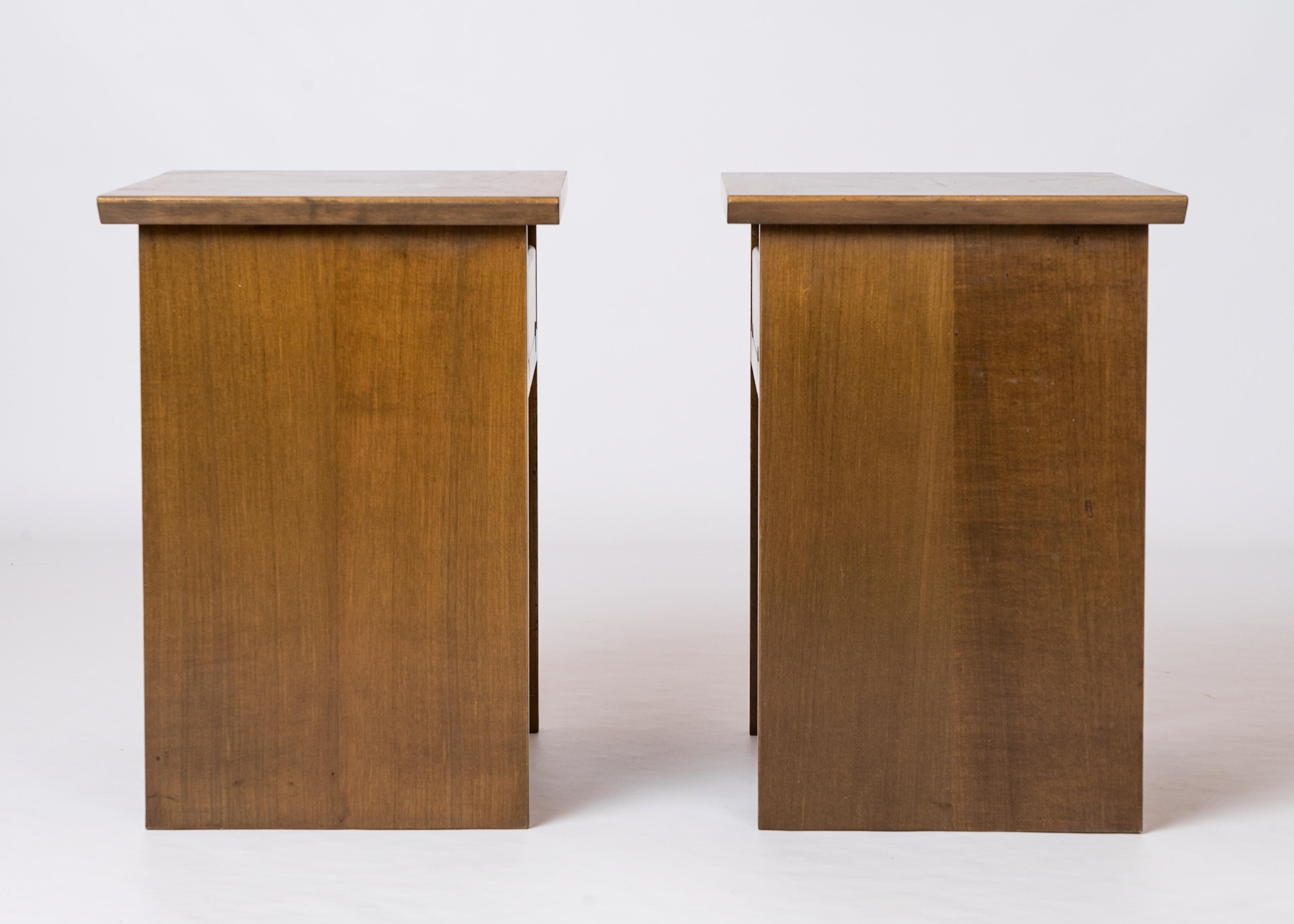 Minimalistische Beistelltische oder Nachttische aus Wengéfurnier von C. Liaigre – 1980er Jahre (Französisch) im Angebot
