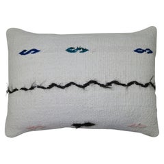 Minimalista Blanco Negro Azul Verde Rubor Acento Lana Vintage Turco Kilim Almohada
