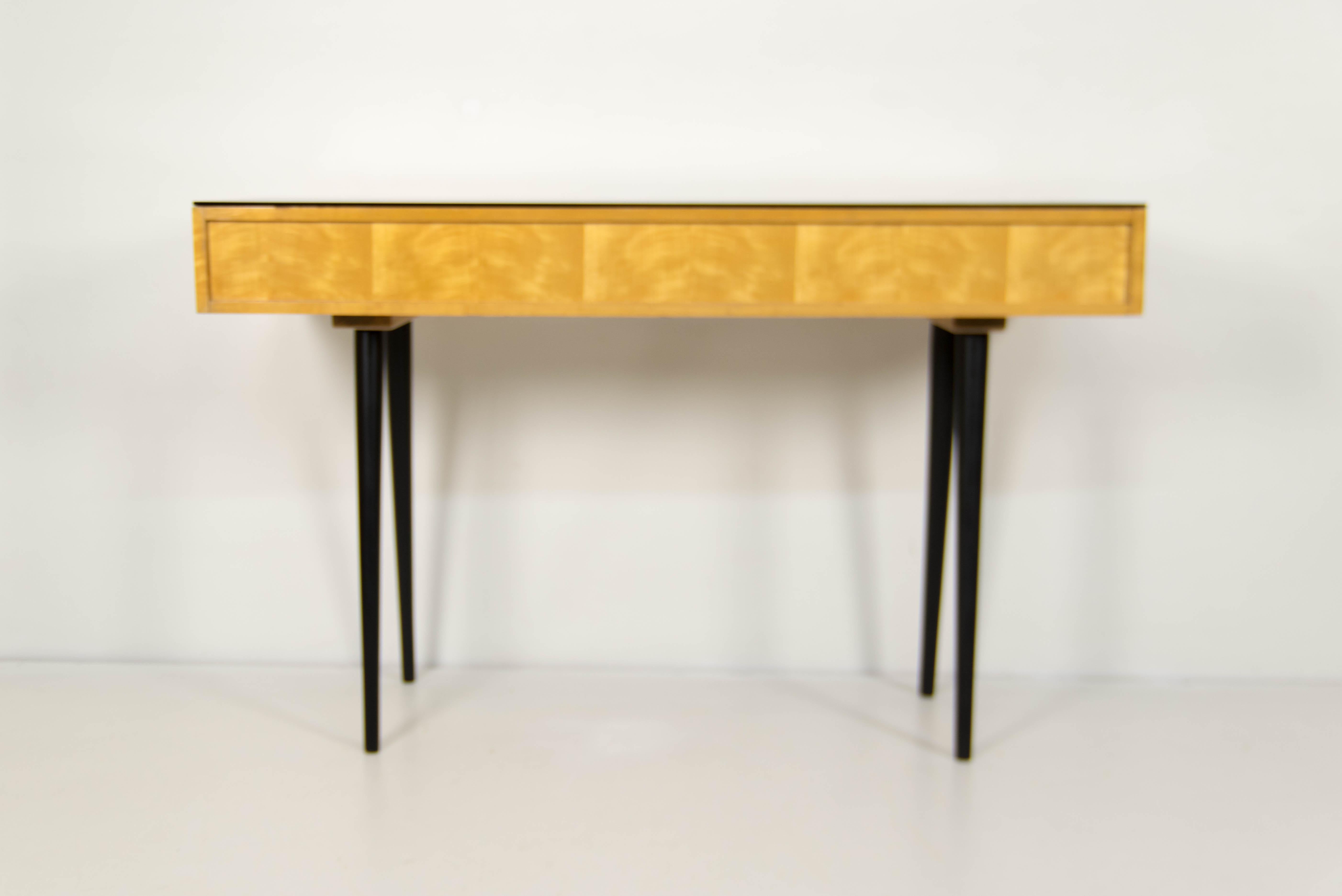 Minimalist Writing Desk or Dressing Table by M. Pozar for UP Zavody 1960s In Good Condition For Sale In Praha, CZ