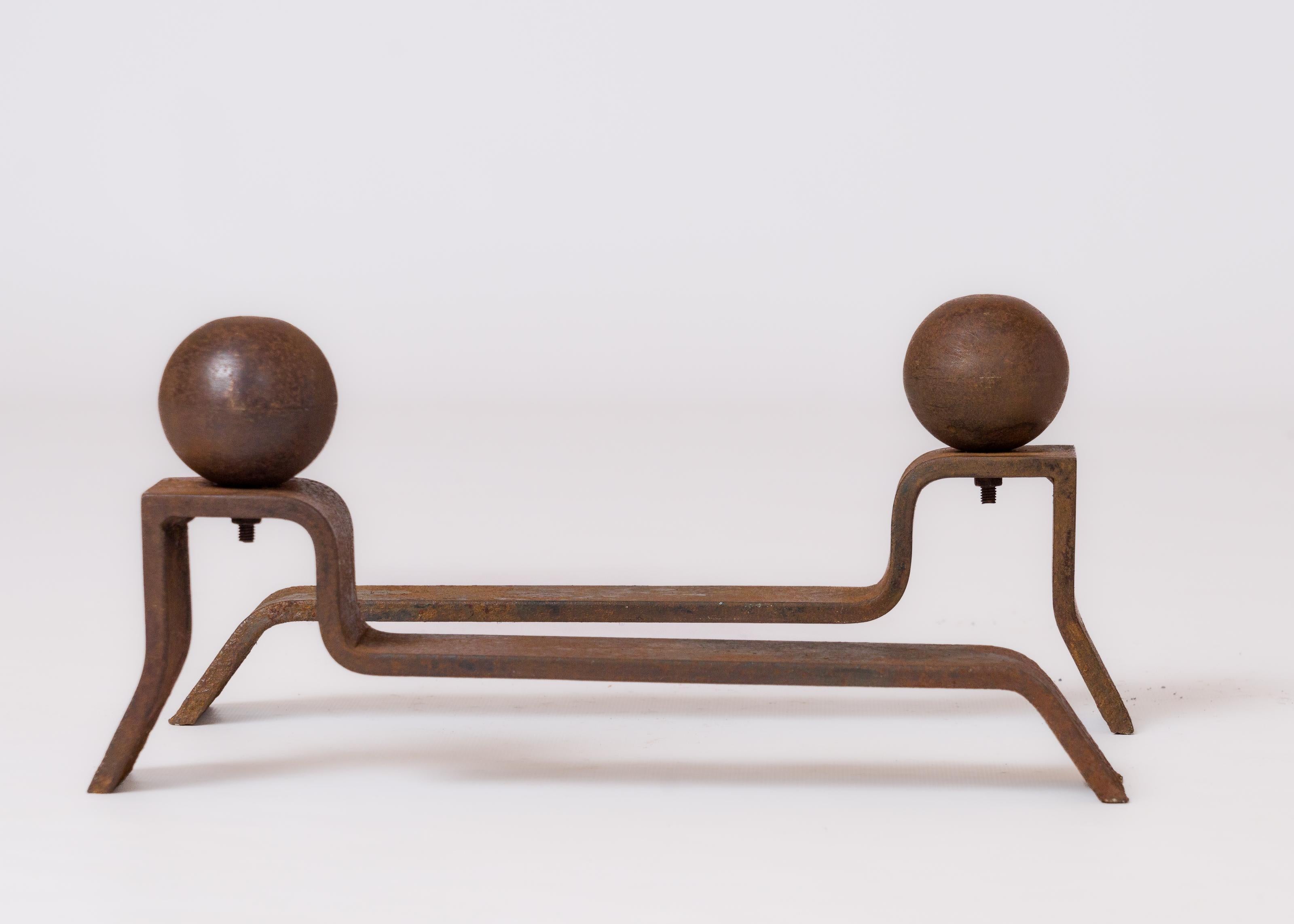 Français Chenets minimalistes de Jacques Adnet, France, années 1940 en vente