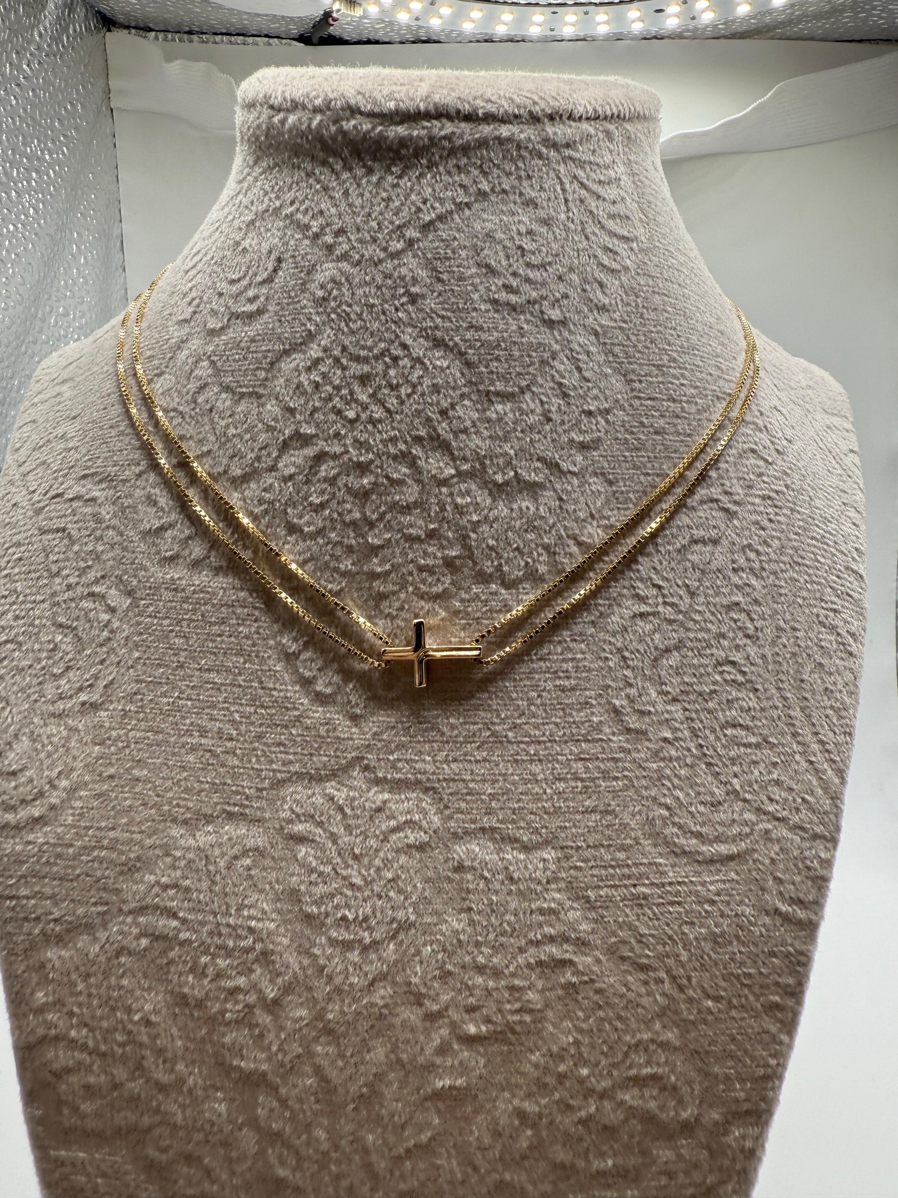 Women's or Men's Minimalist yellow gold cross necklace 14KT gold For Sale