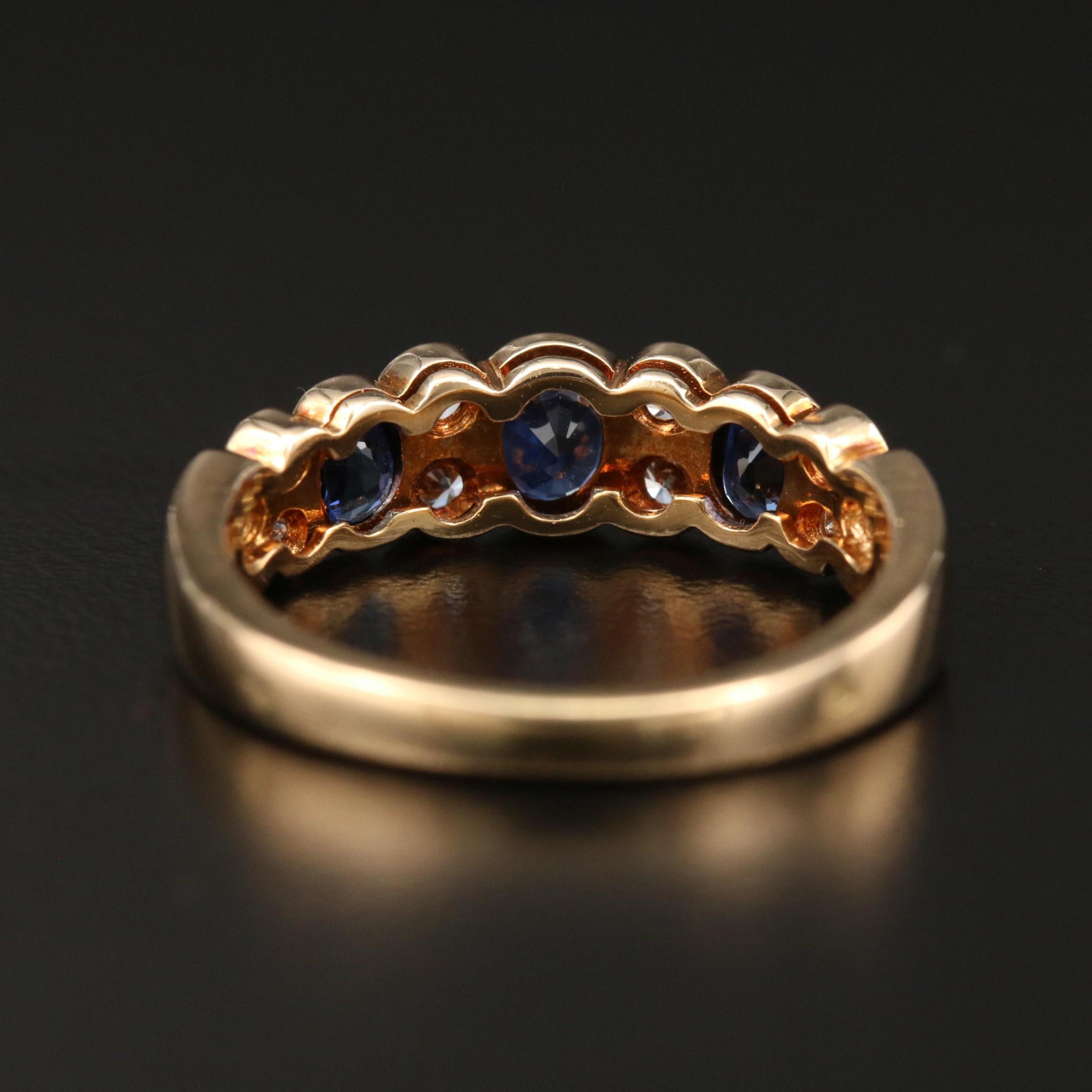 For Sale:  Minimalist Yellow Gold Oval Cut Natural Sapphire Diamond Bridal Promise Ring 3