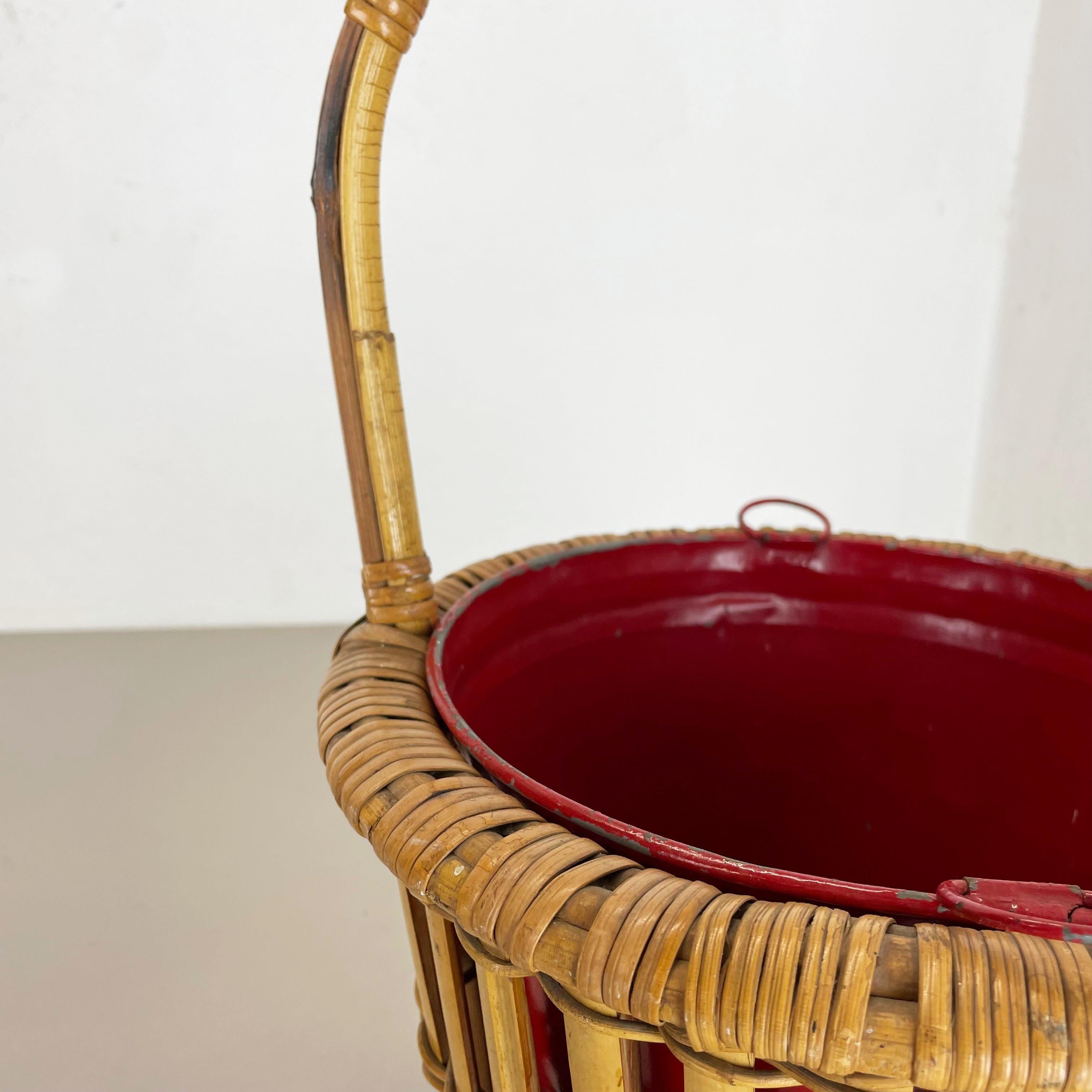 Porte-plante minimaliste en métal et bambou Style Matégot, France, années 1960 en vente 3