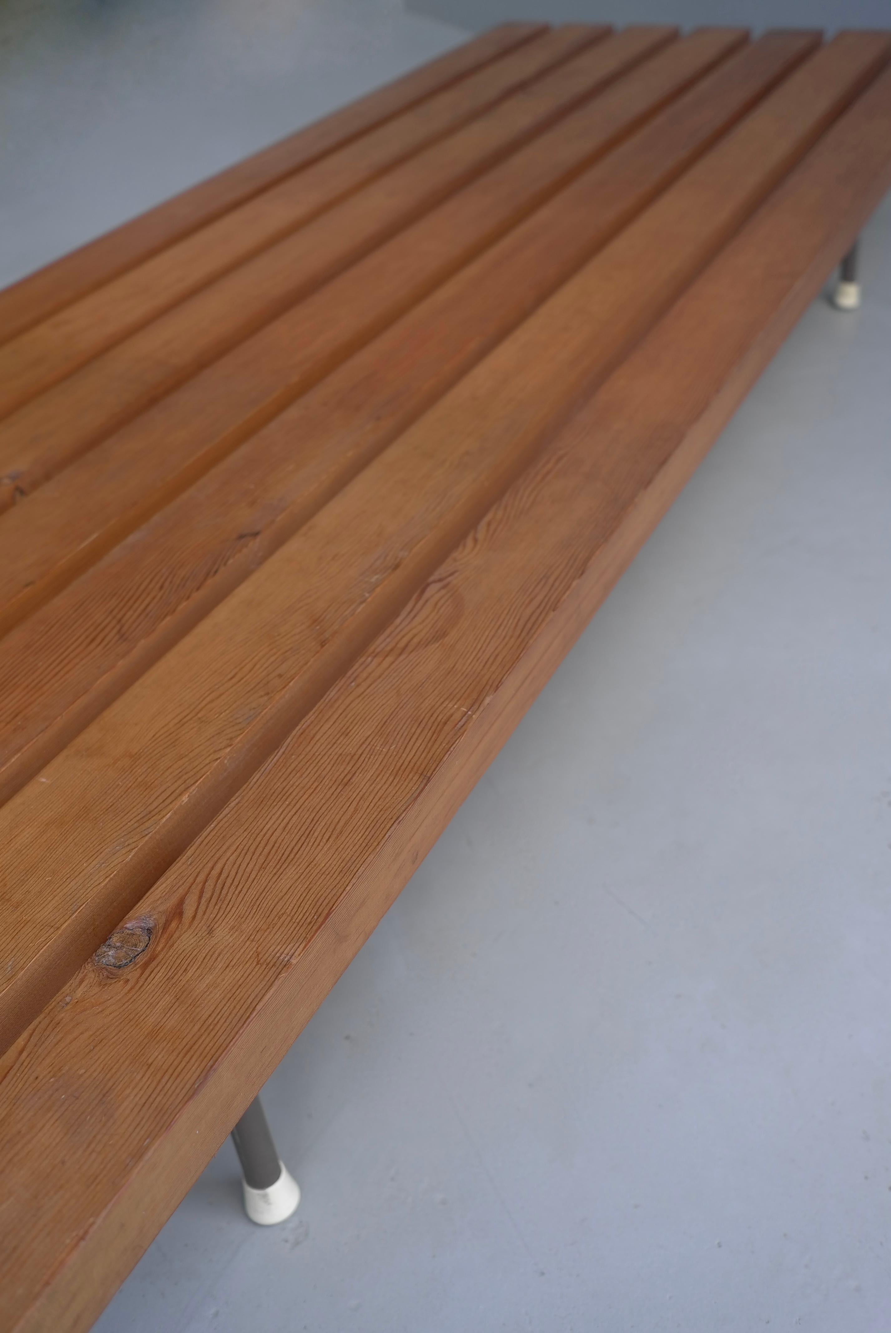 Dutch Minimalistic Bench or Daybed Attributed to Wim Rietveld, the Netherlands, 1960s For Sale