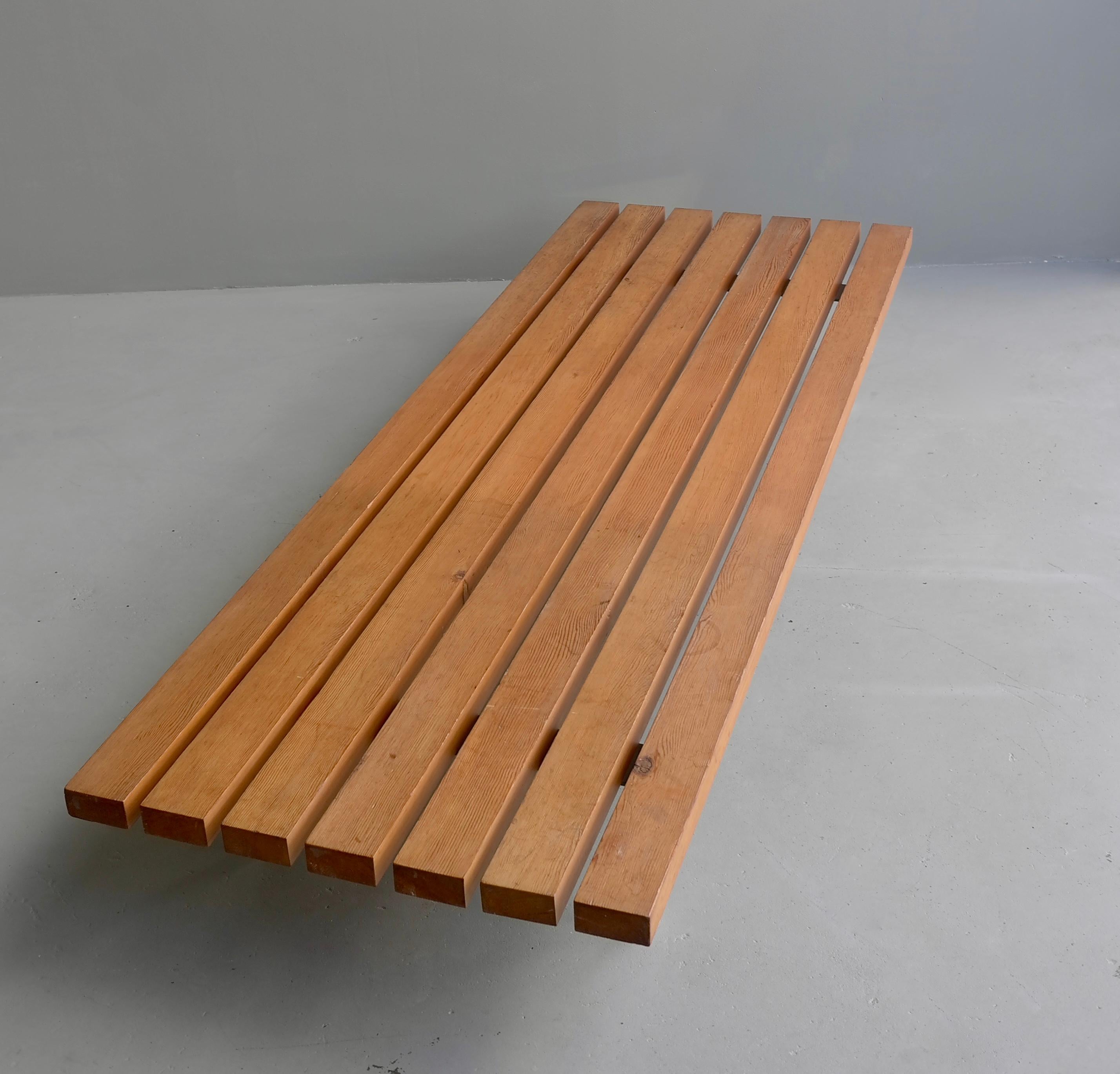 Minimalistic Bench or Daybed Attributed to Wim Rietveld, the Netherlands, 1960s For Sale 1