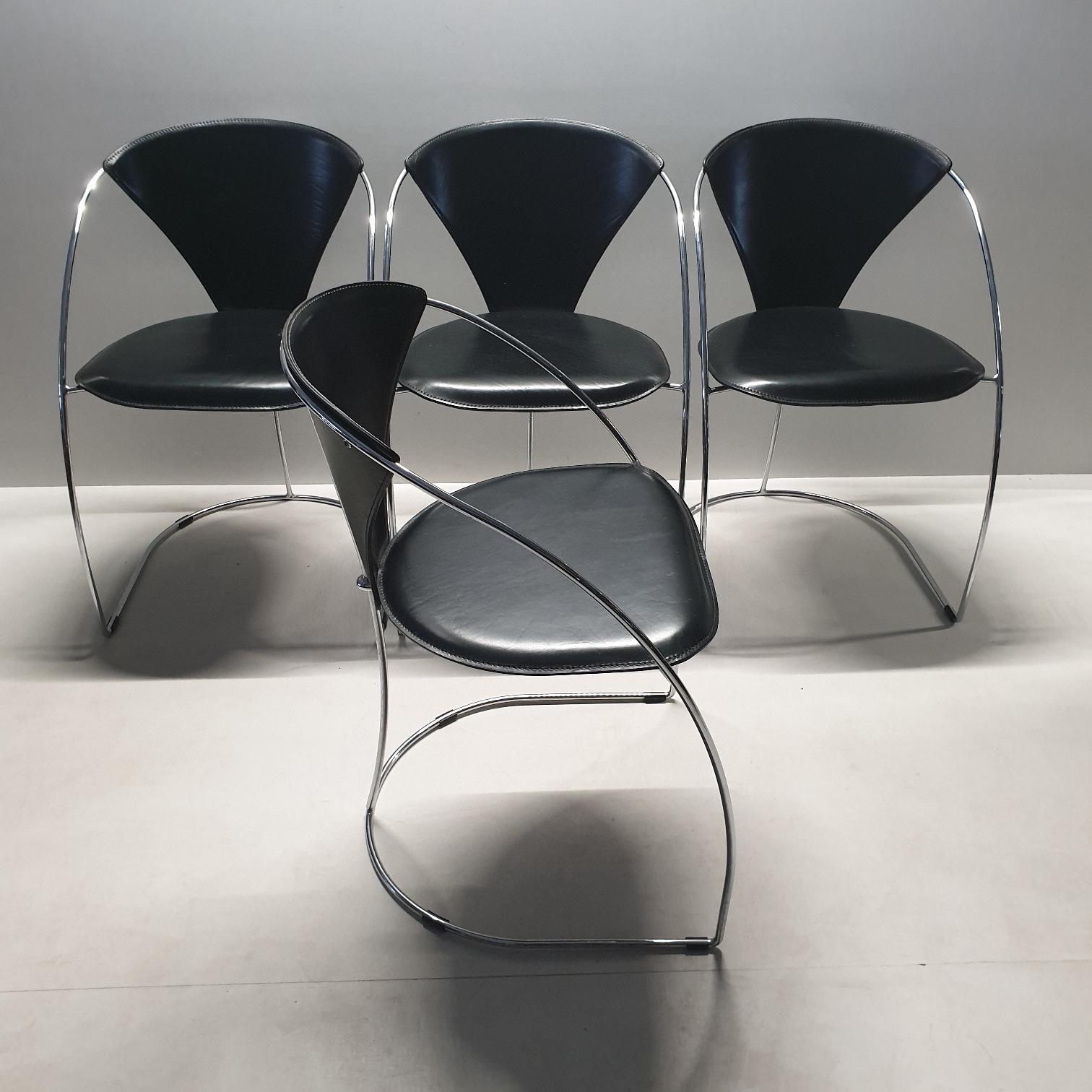 Minimalistic dining chairs by Arrben Italy, 1980s.
Chrome frame and black leather upholstery.
In very good vintage condition.