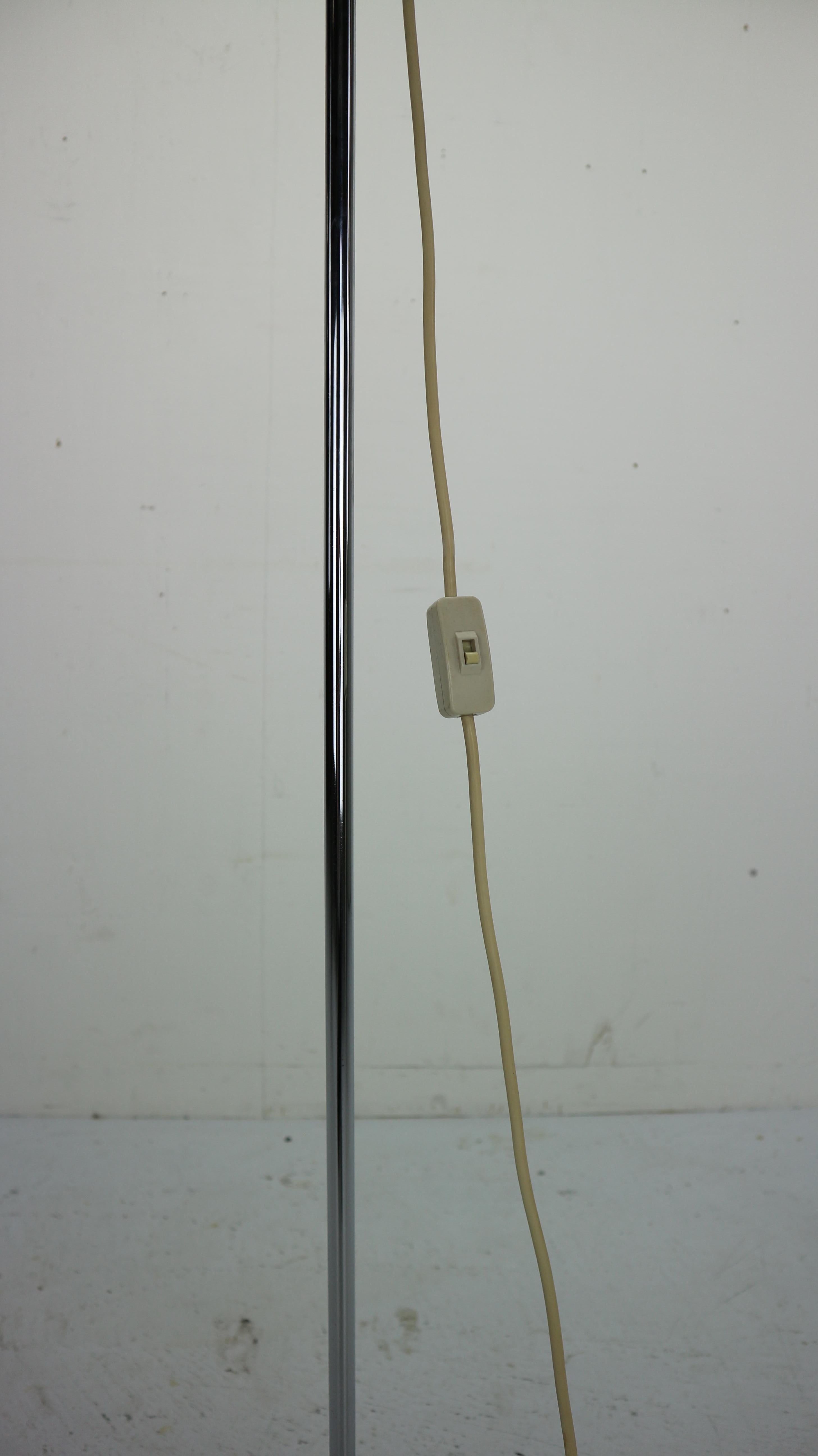 Minimalistic Design Vintage Chrome Adjustable Floor Lamp, 1960s 9