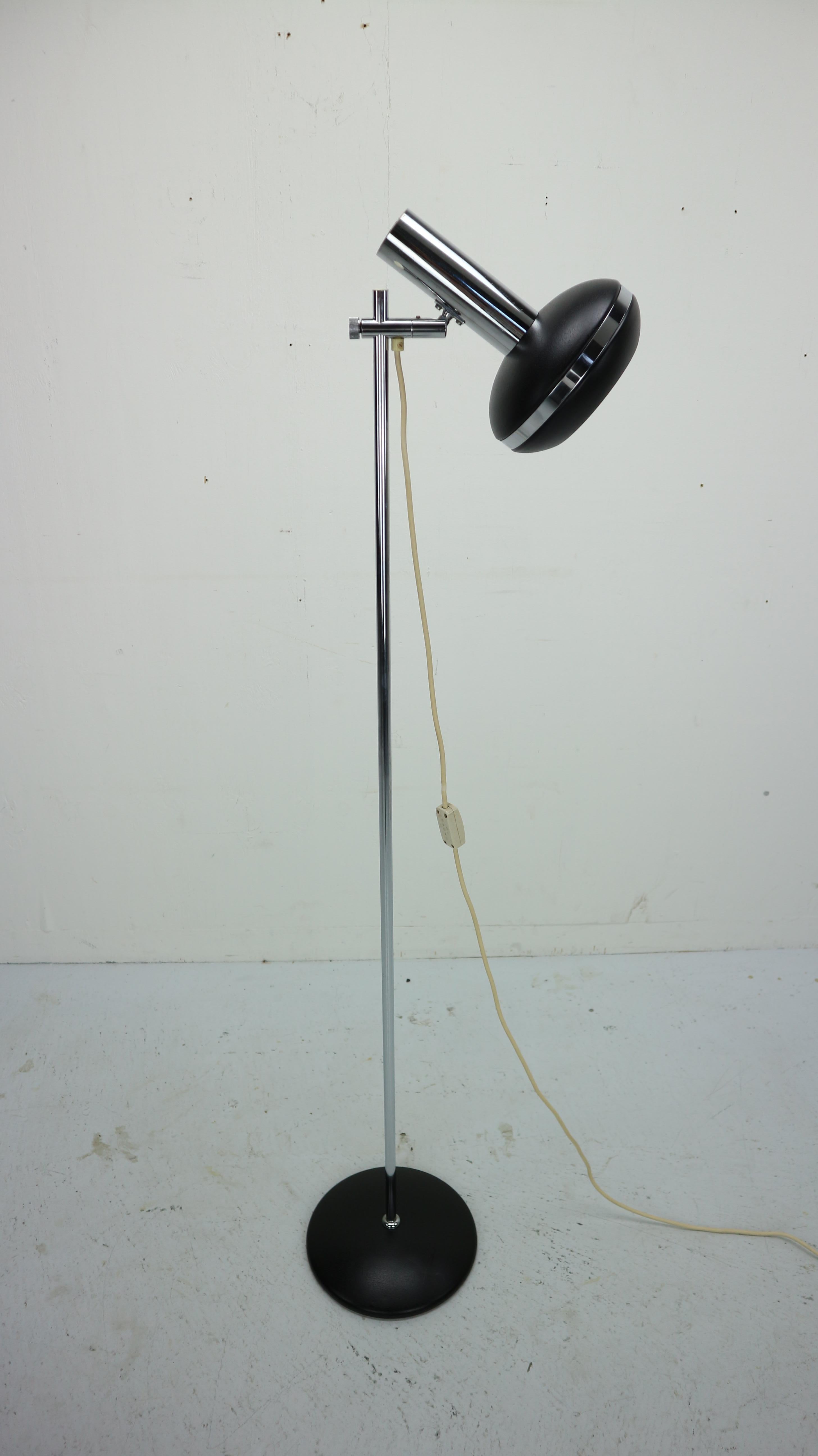 Dutch Minimalistic Design Vintage Chrome Adjustable Floor Lamp, 1960s