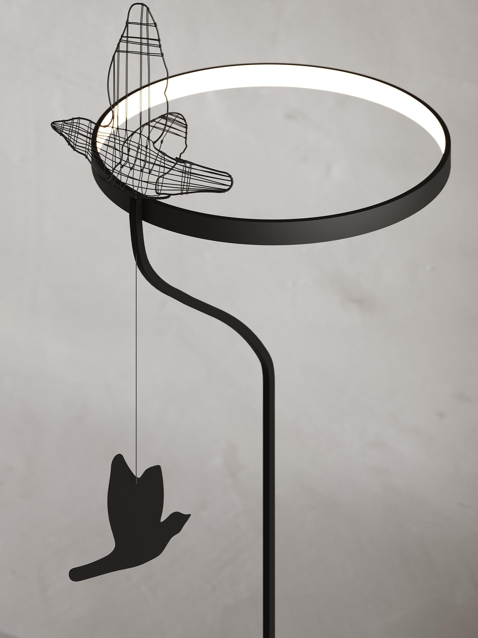 Moderne minimalistische Stehlampe „Flight Shadows“ aus Edelstahl im Angebot 6