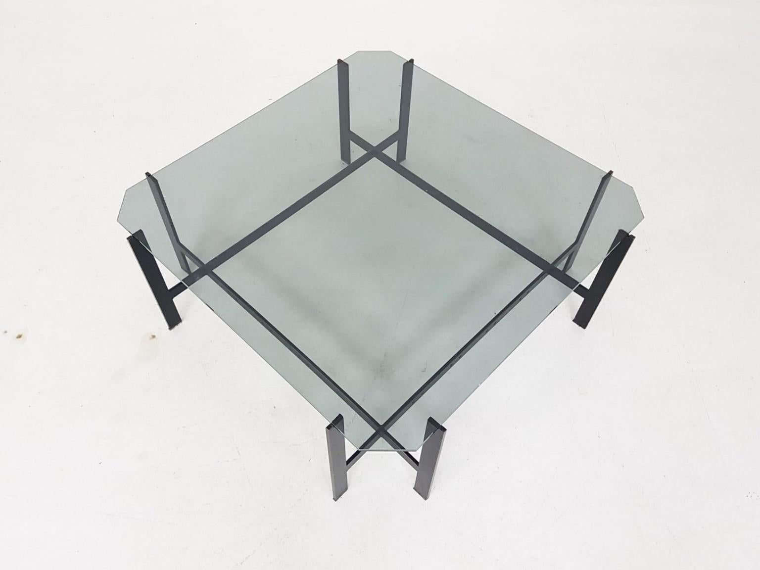 Minimalistic Geometric Mid-Century Modern Glass and Steel Coffee Table, 1960 In Good Condition In Amsterdam, NL