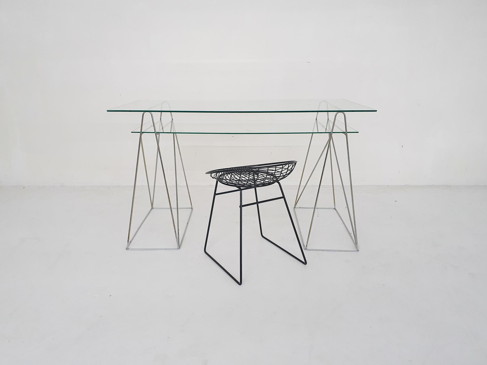 Minimalistic glass and metal desk, France 1970's For Sale 1