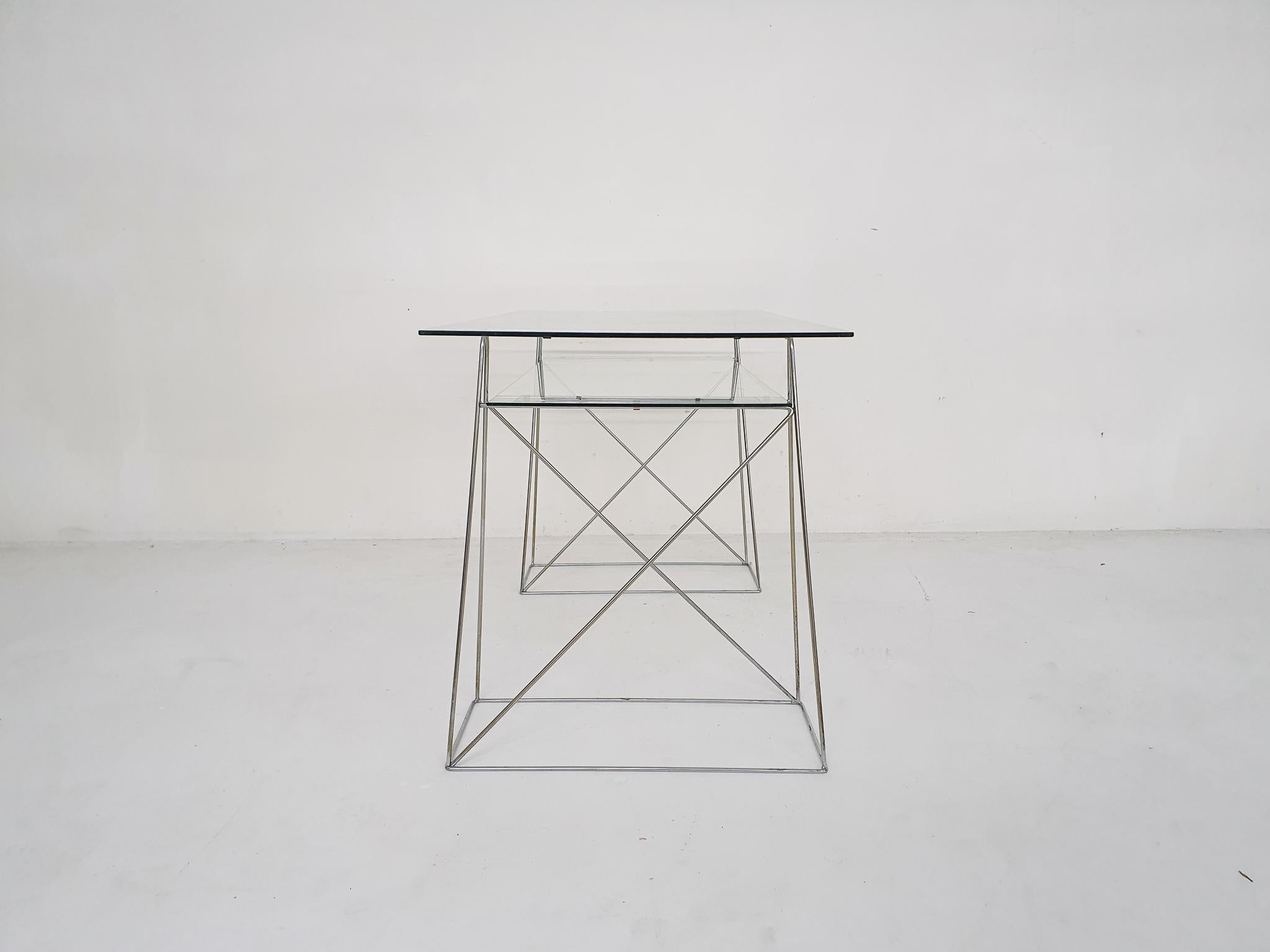 Minimalistic glass and metal desk, France 1970's For Sale 2