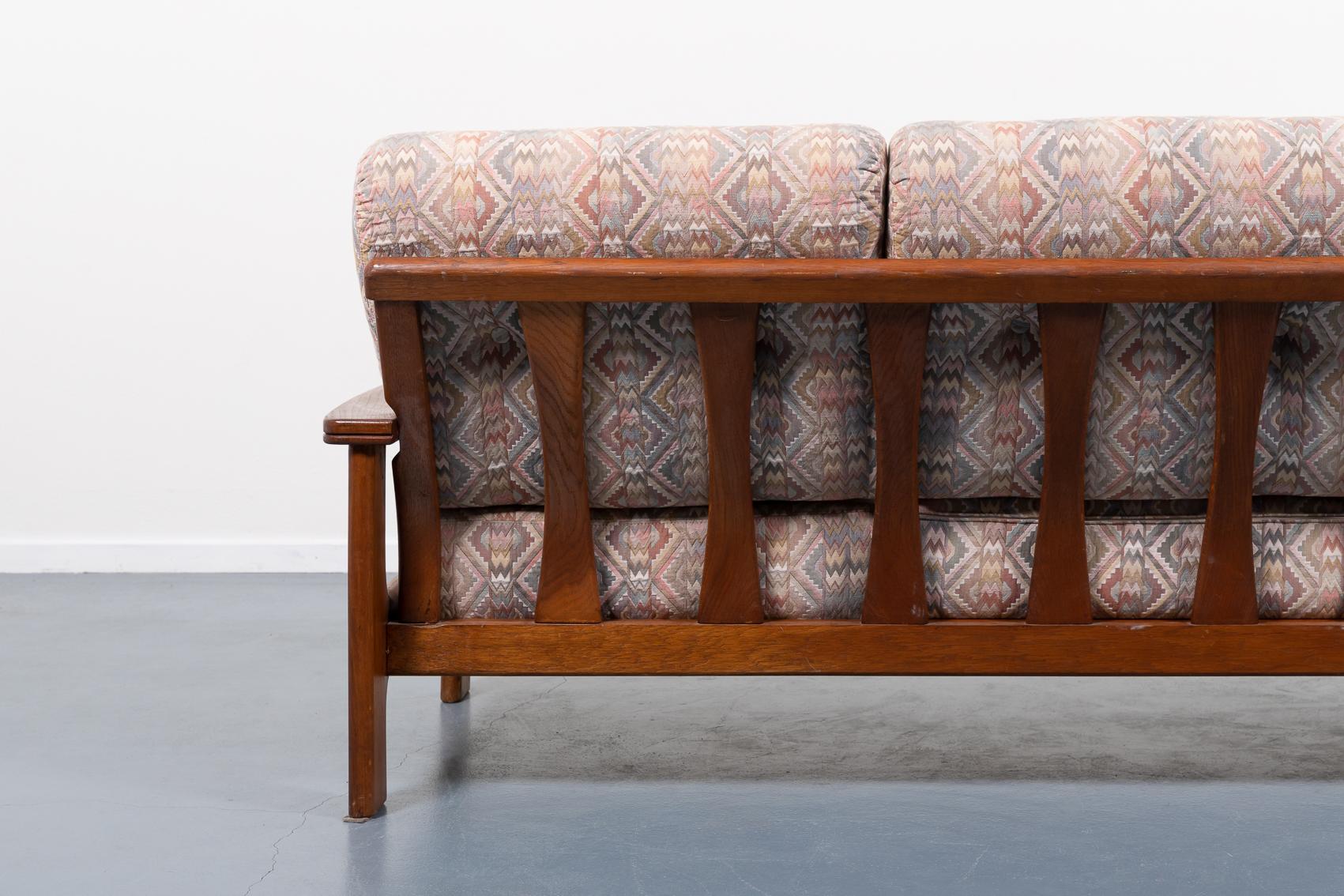 Fabric Minimalistic Italian Mid-Century Modern 3-seats architectural sofa, 1960’s For Sale