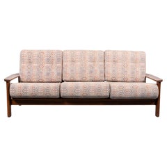 Minimalistic Italian Mid-Century Modern 3-seats architectural sofa, 1960’s