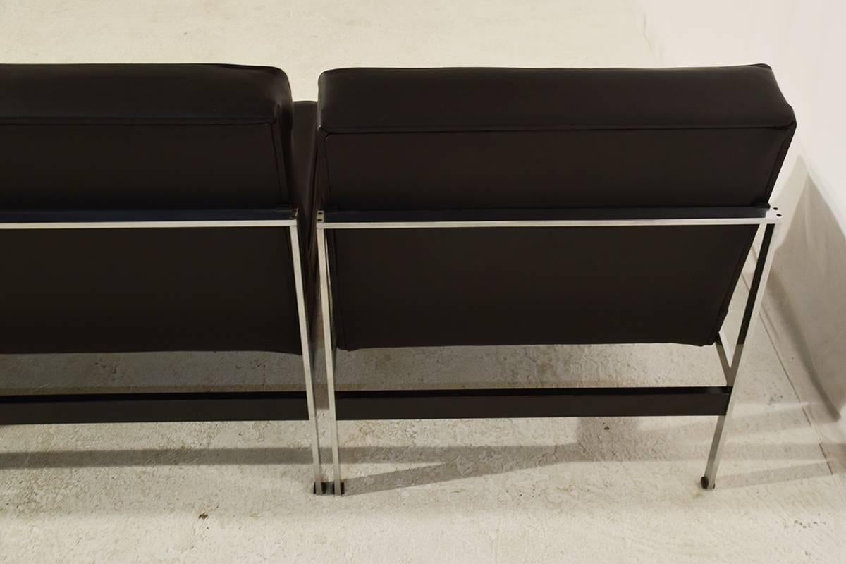 Metal Minimalistic Leather Lounge Set '020' by Kho Liang Ie for Artifort, 1950s For Sale
