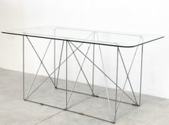 Minimalistic Max Sauze Dining Table